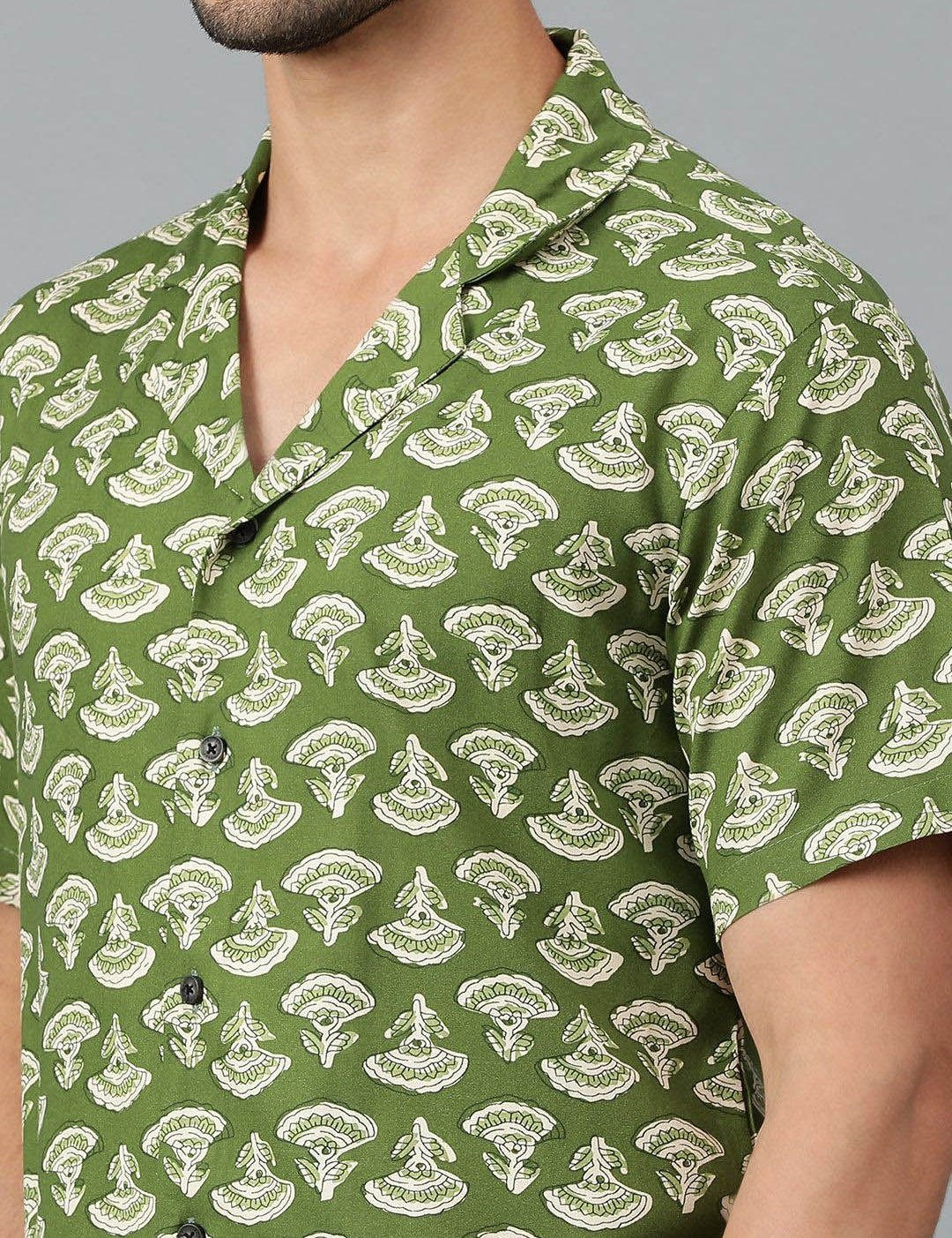 Kotty Men Cuban Collar Conversational Printed Casual Shirt