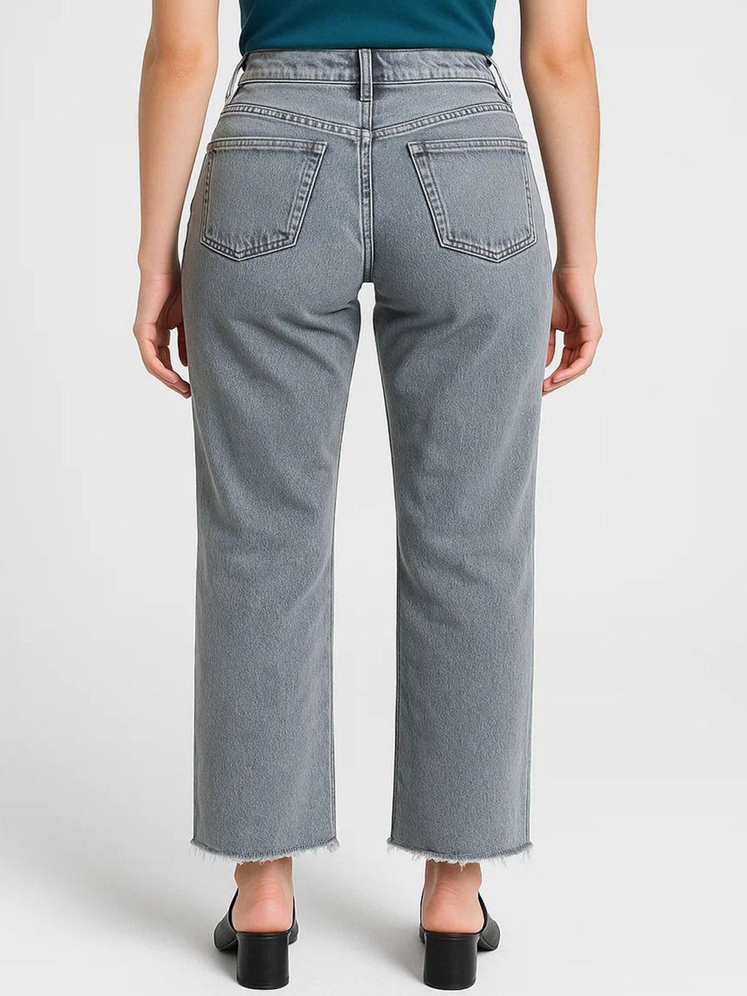 Kotty Women Straight Fit High-Rise Stretchable Jeans