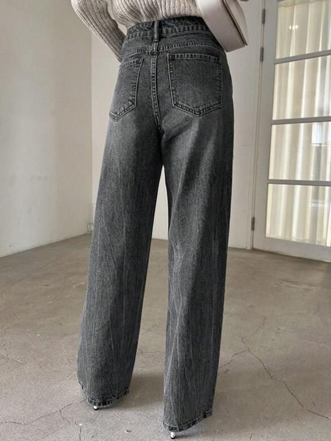 Kotty Women Jean Straight Fit High-Rise Stretchable Jeans