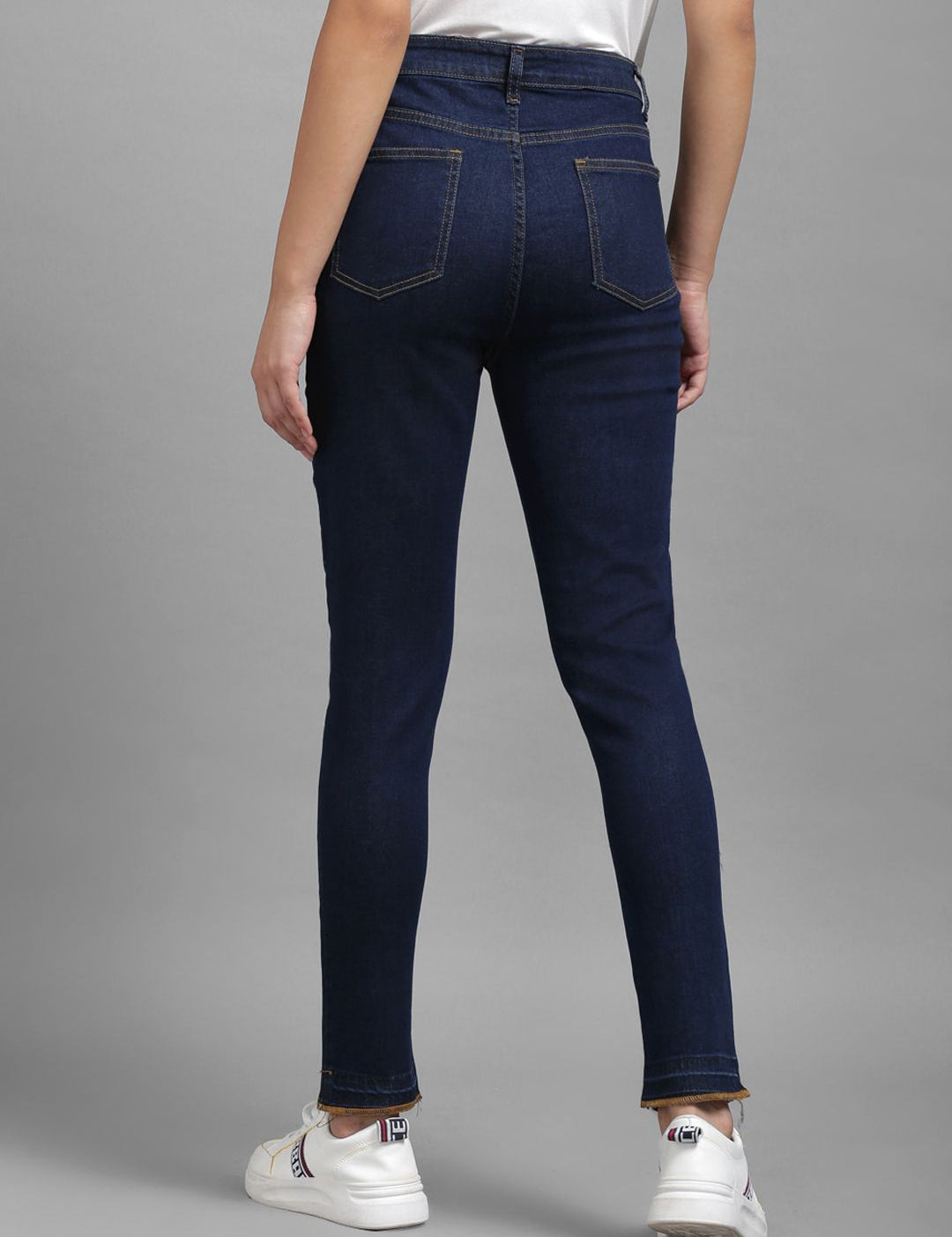 Kotty Women Navy Blue Skinny Fit High-Rise Clean Look Jeans