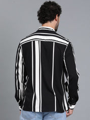 Kotty Men Vertical Striped Casual Shirt