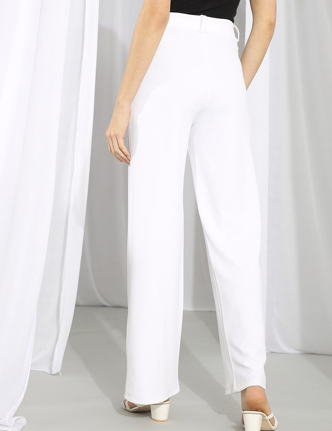 Kotty Women White Relaxed Straight Leg Straight Fit Easy Wash Parallel Trousers