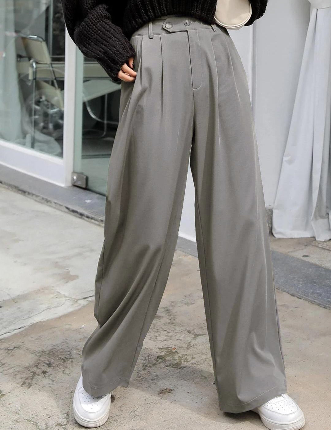 KOTTY Basics Women Relaxed Straight Leg Straight Fit High-Rise Easy Wash Pleated Trousers