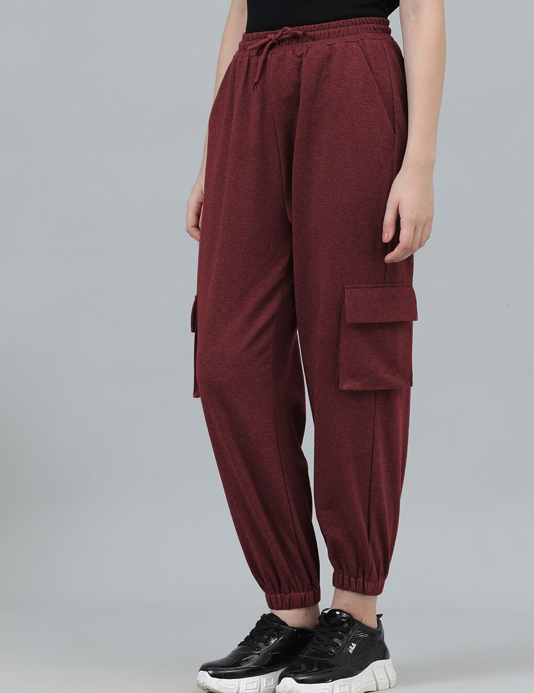 Kotty Women Cotton Mid-Rise Joggers