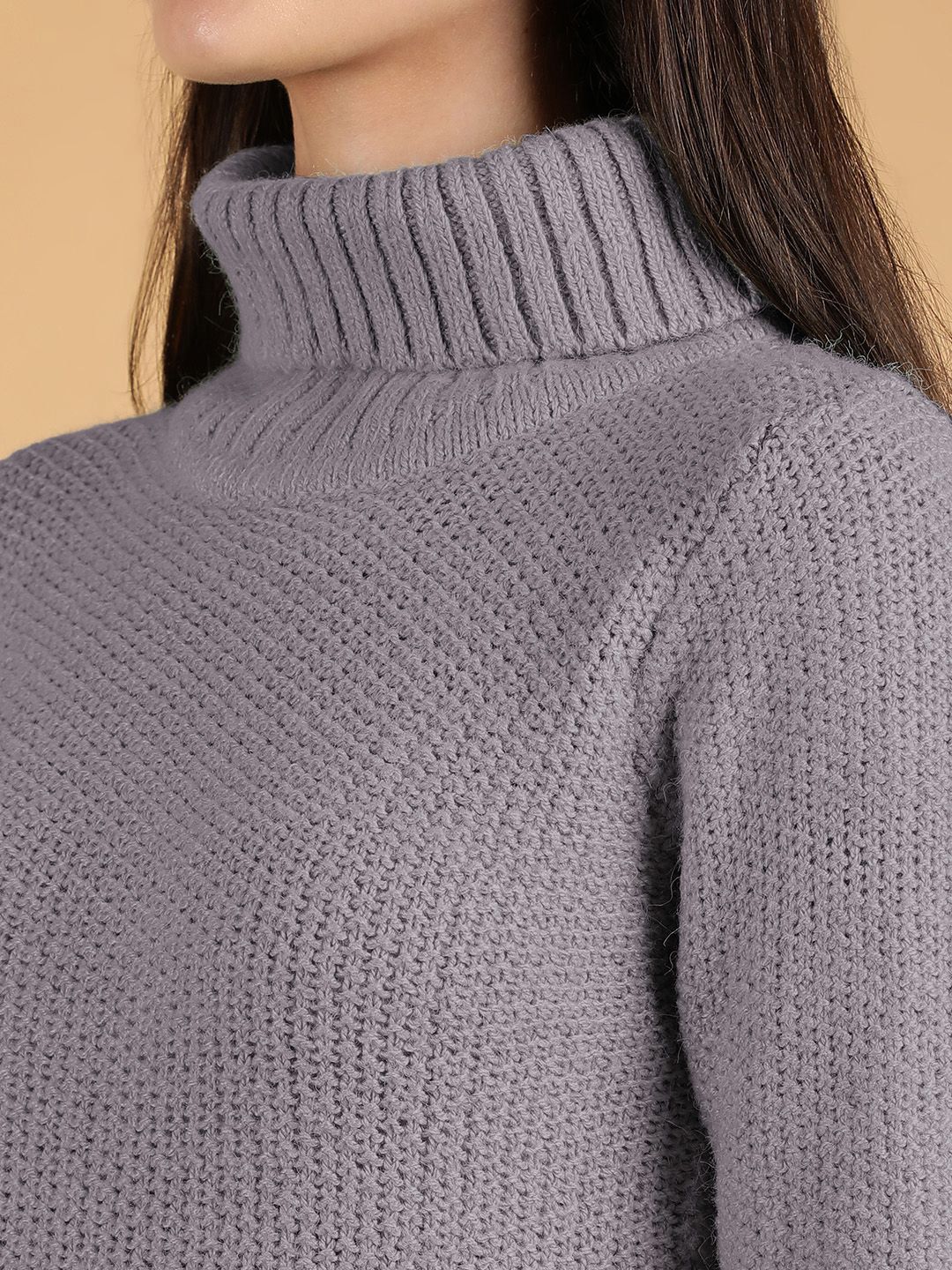 Kotty Women Turtle Neck Crop Pullover