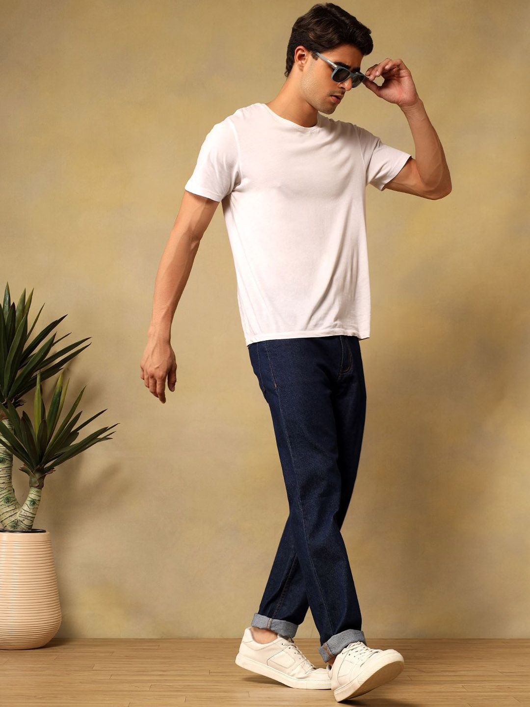 Kotty Men Regular Fit Mid-Rise Stretchable Jeans