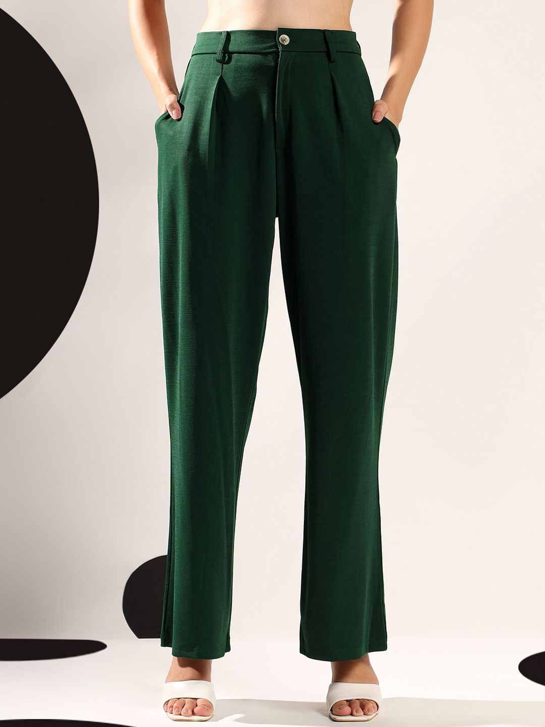 Kotty Women Relaxed Straight Fit Pleated Trousers