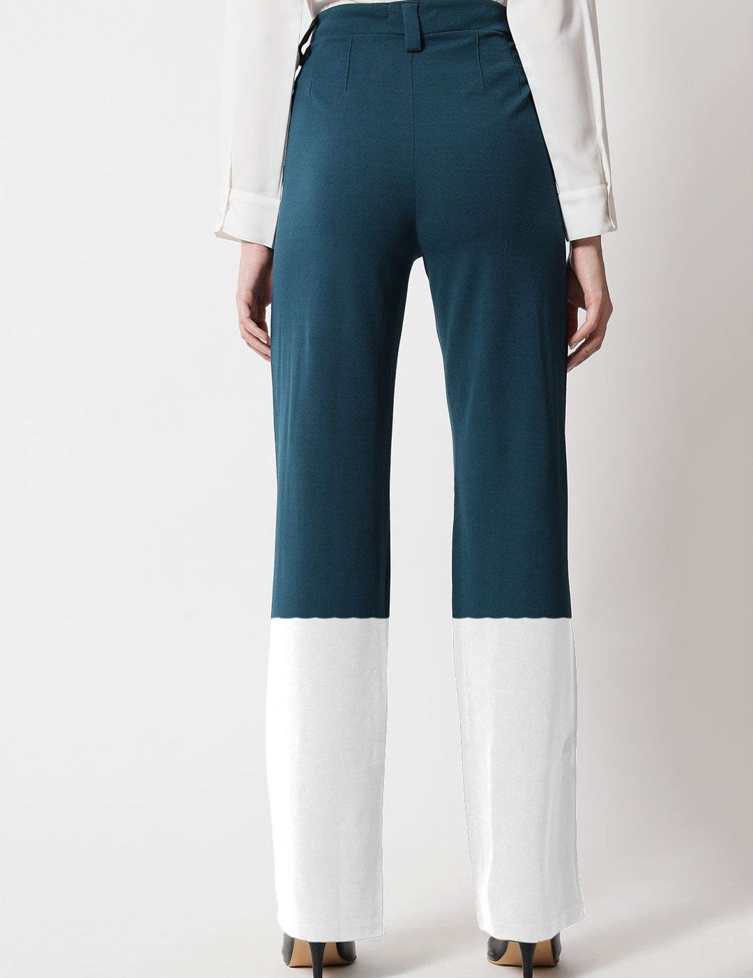 Kotty Women Colourblocked Relaxed Straight Leg Straight Fit High-Rise Easy Wash Trousers
