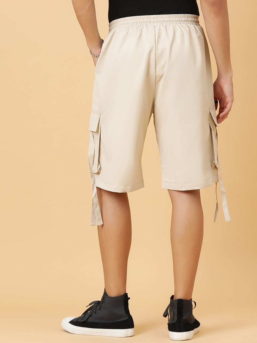 Kotty Men Low-Rise Cargo Shorts