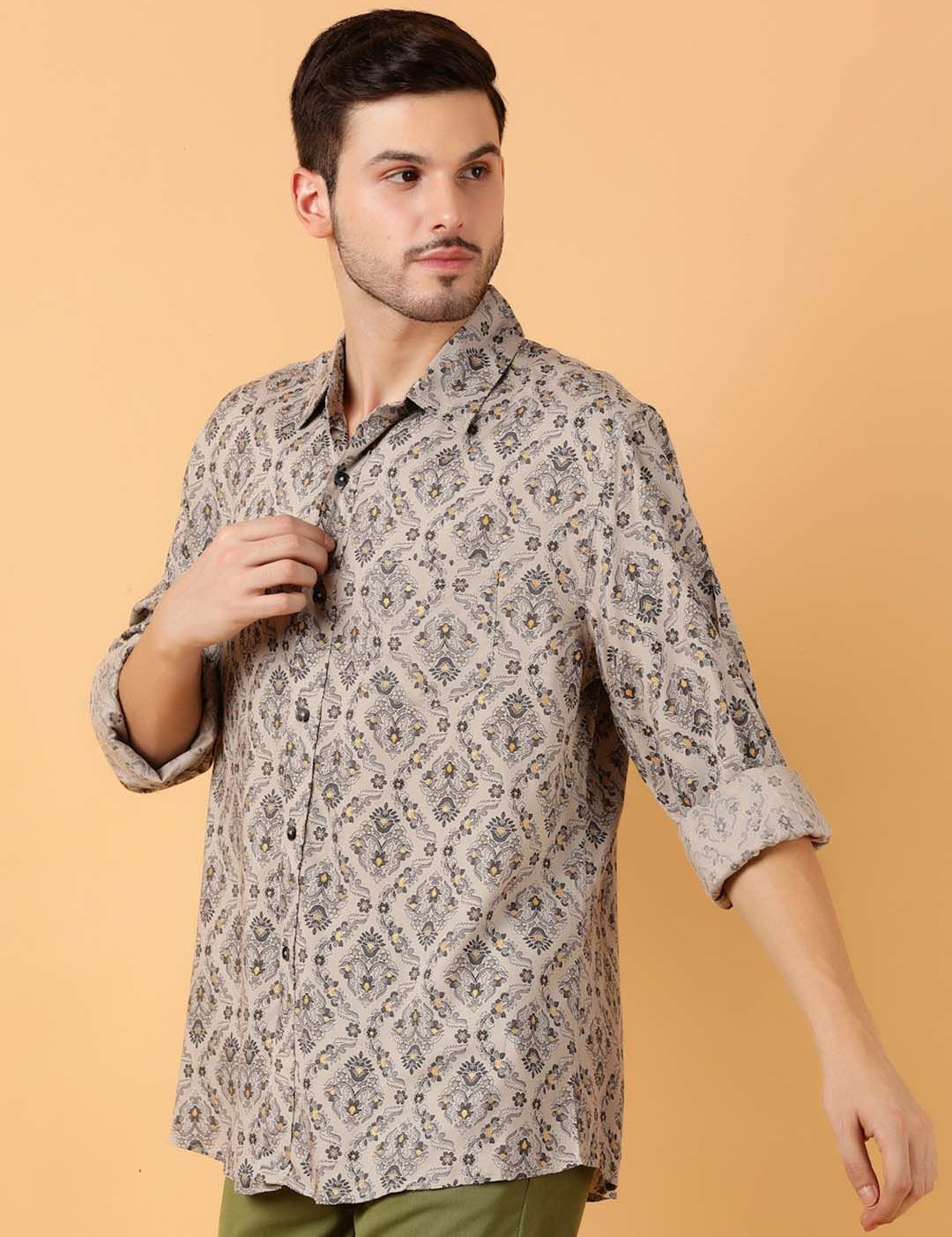Kotty Men Relaxed Spread Collar Graphic Printed Cotton Casual Shirt