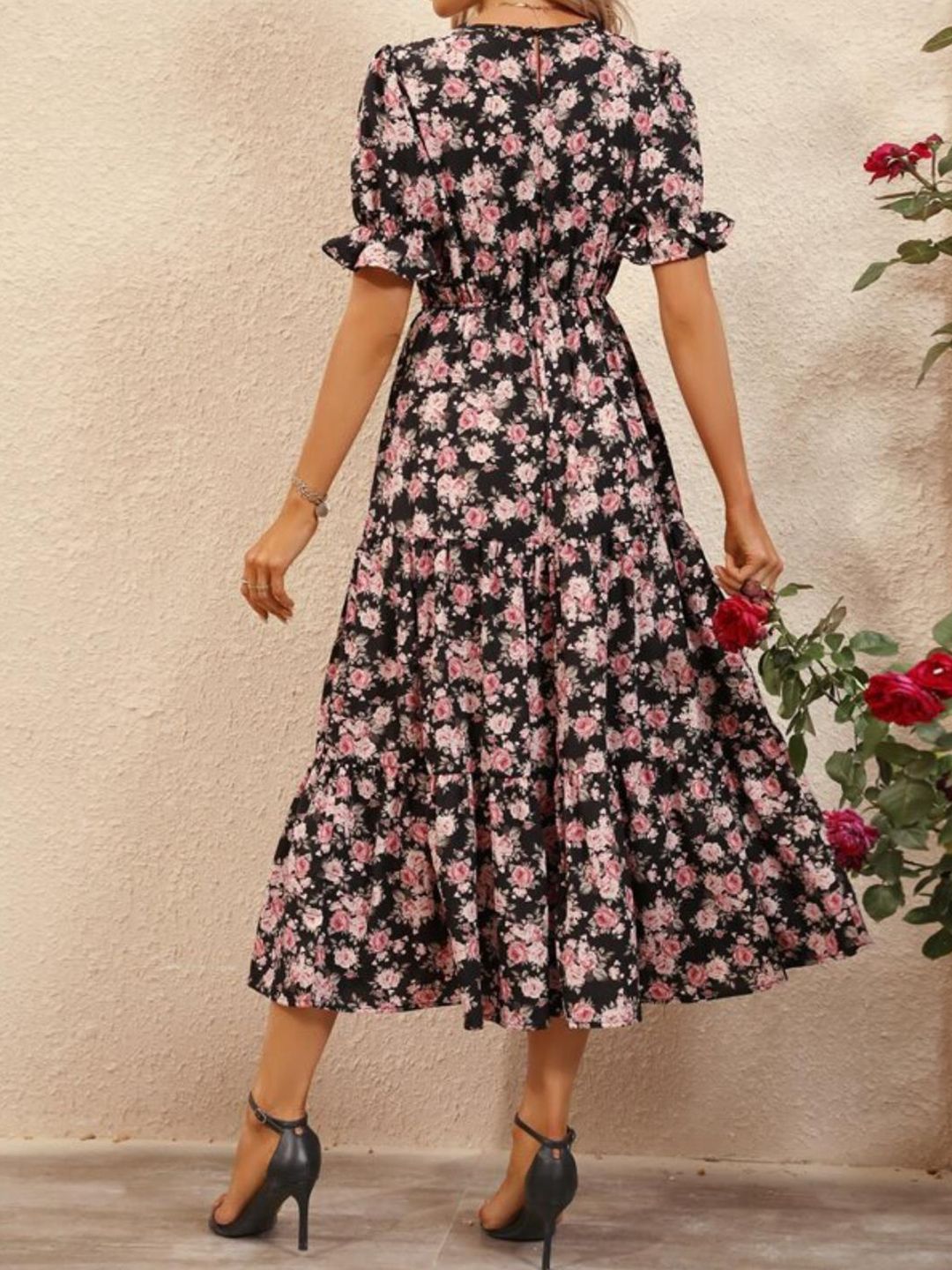 Kotty Black & Pink Floral Printed Puffed Sleeves Tiered Fit & Flare Midi Dress