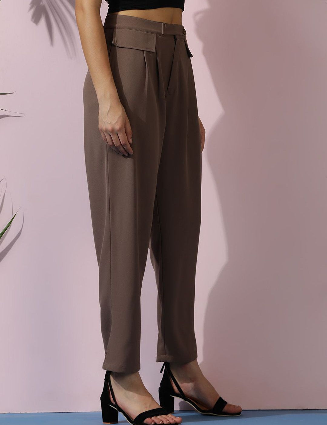Kotty Women Relaxed High-Rise Easy Wash Pleated Trousers