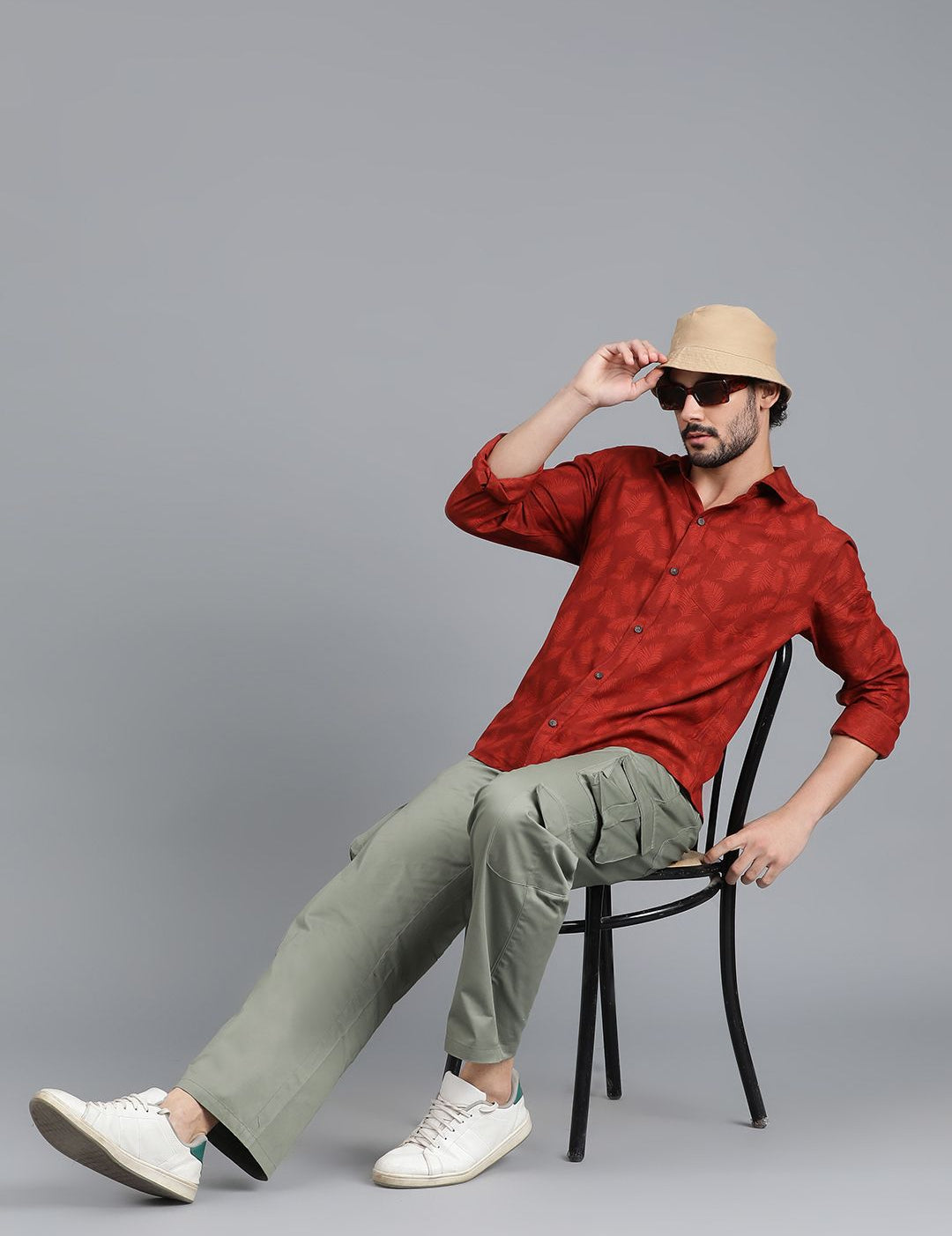 Kotty Men Spread Collar Tropical Printed Casual Shirt