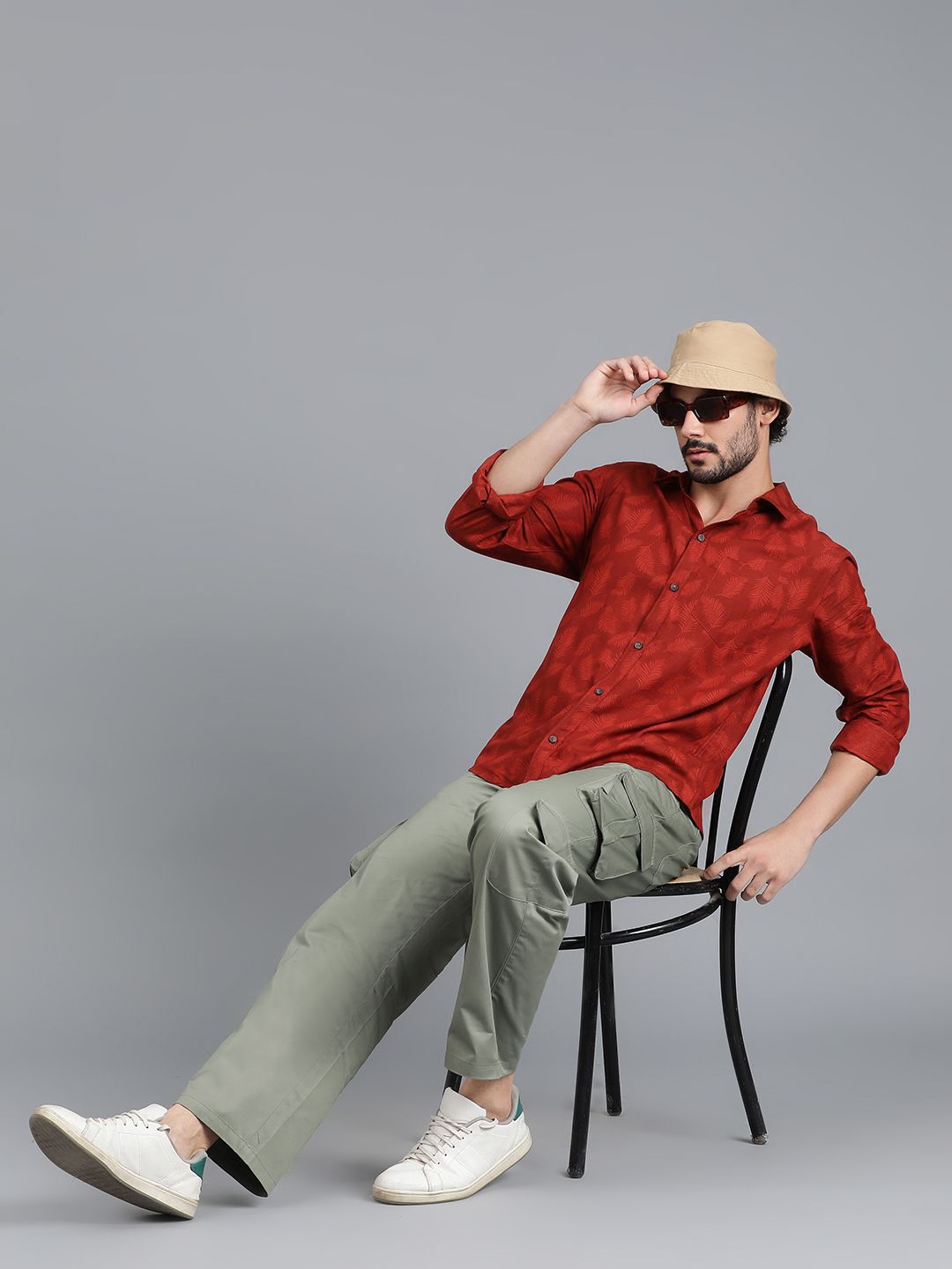 Kotty Men Spread Collar Tropical Printed Casual Shirt