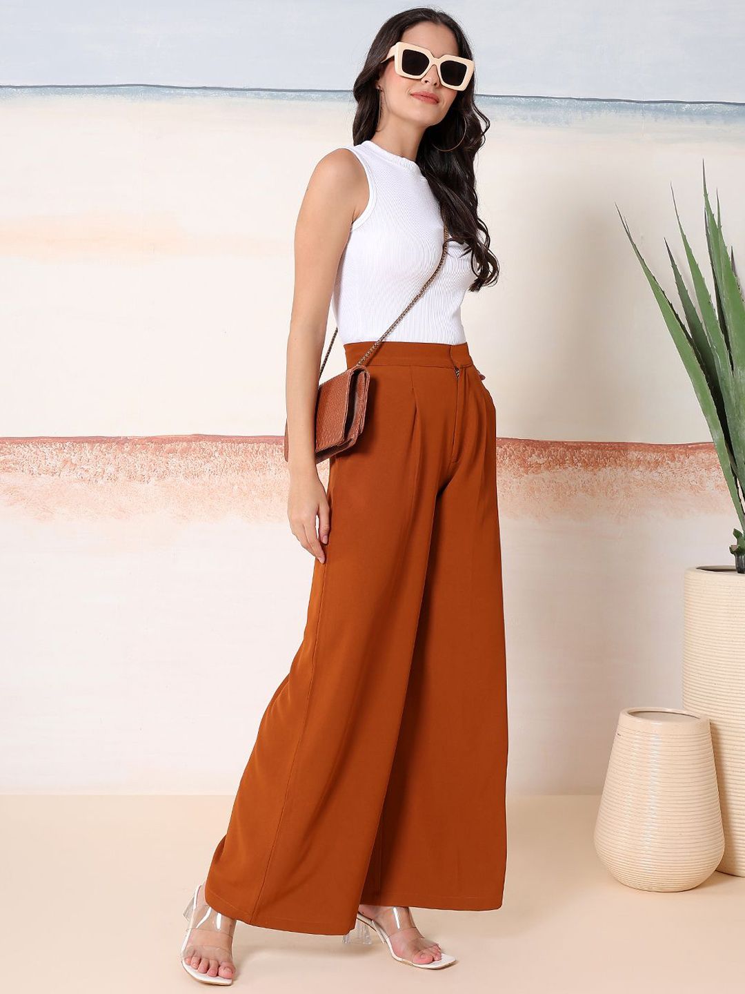 Kotty Women High-Rise Trousers