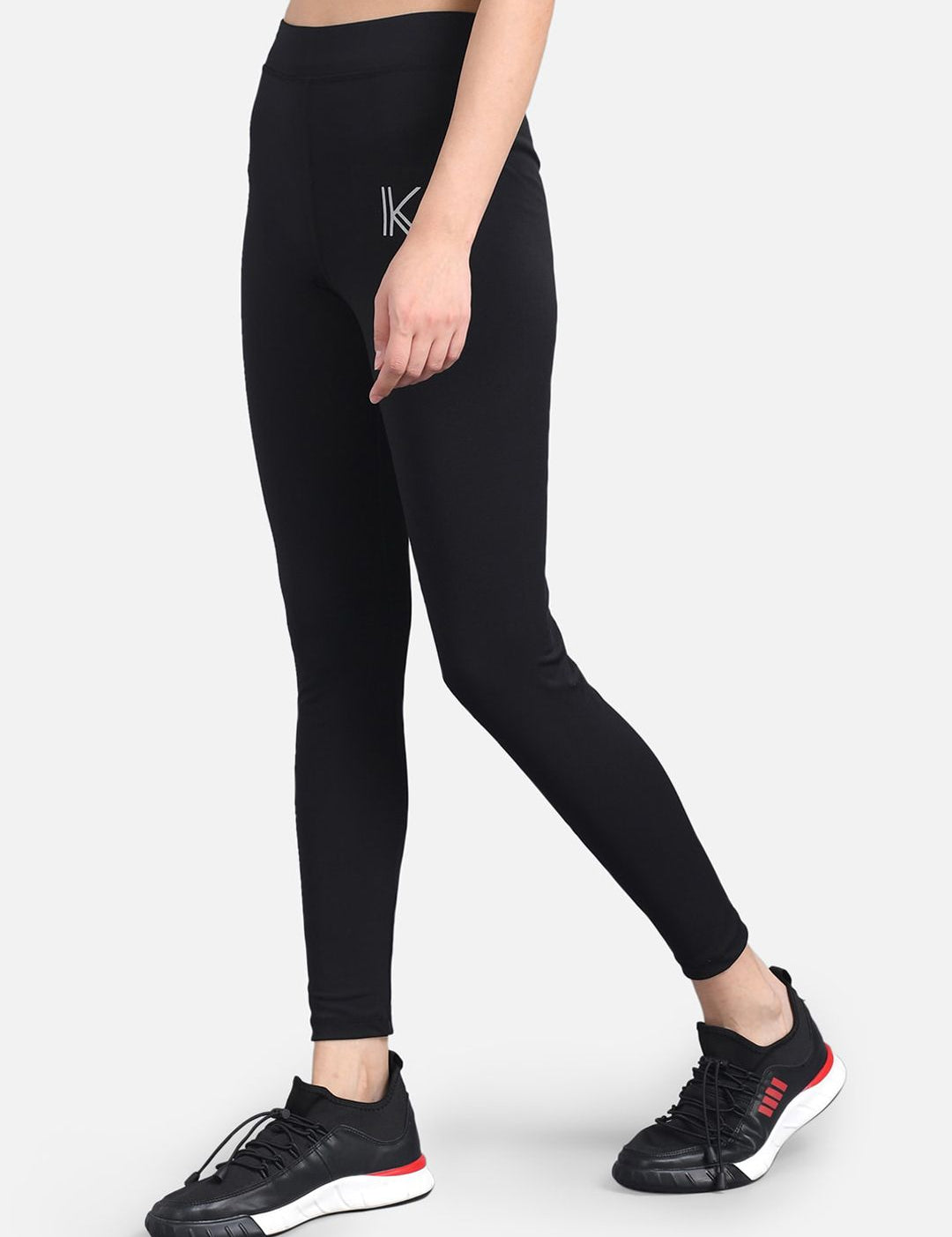 Kotty Women Black & White Printed Tights