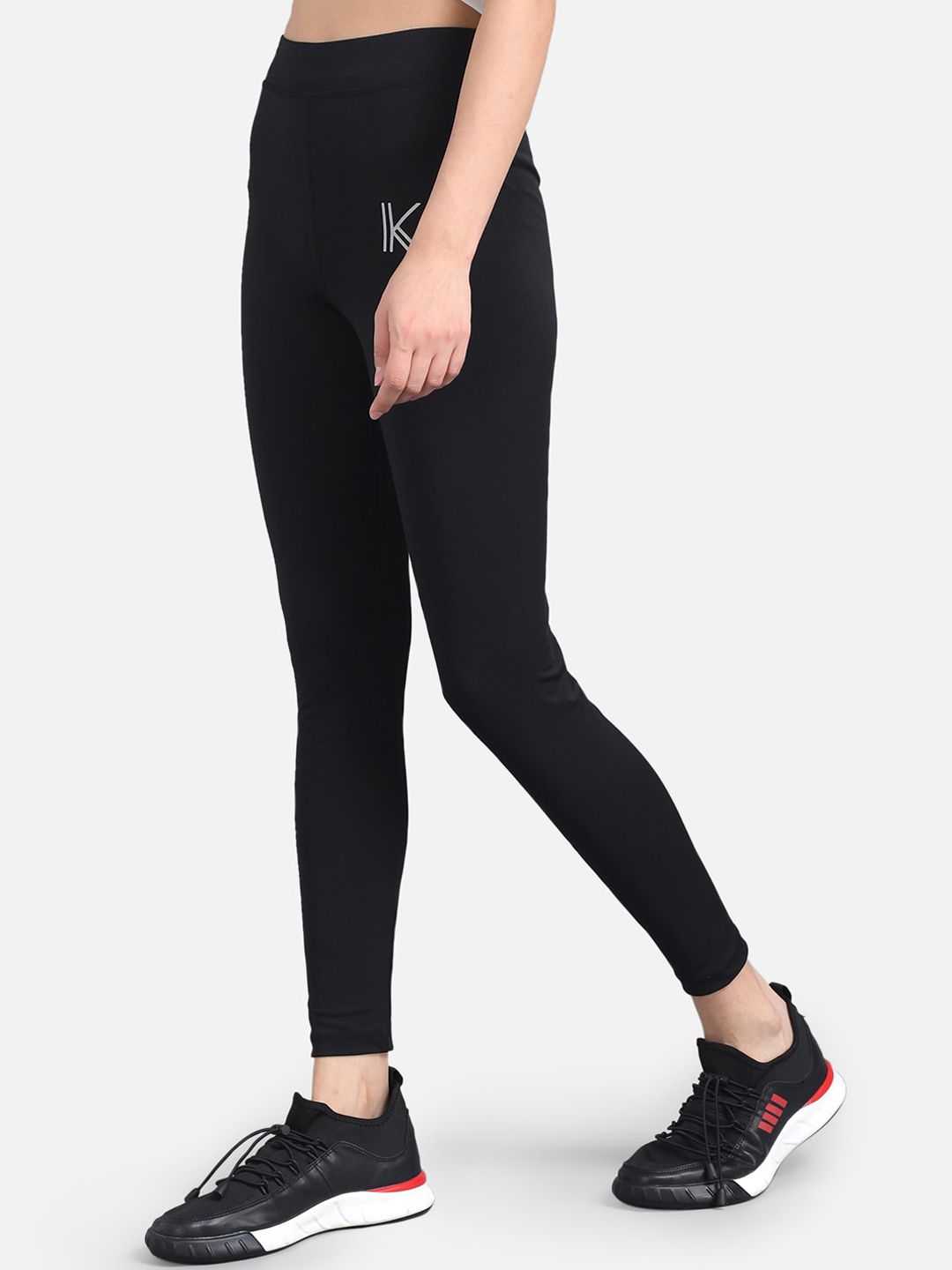 Kotty Women Black & White Printed Tights