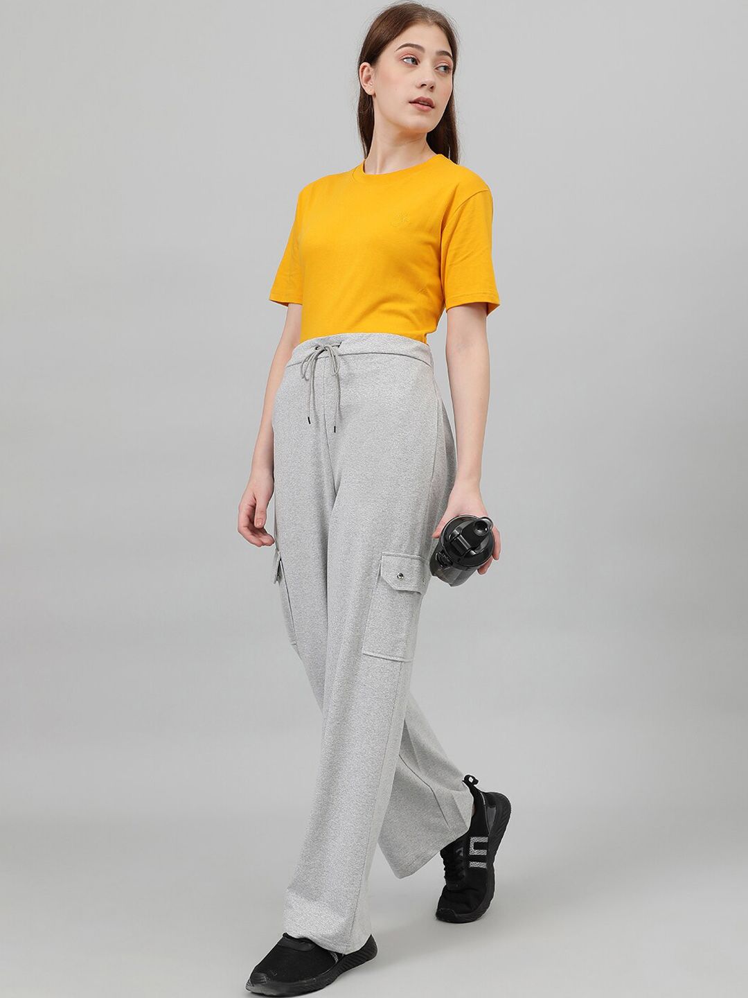 Kotty Women Grey Mid-Rise Straight-Fit Track Pants