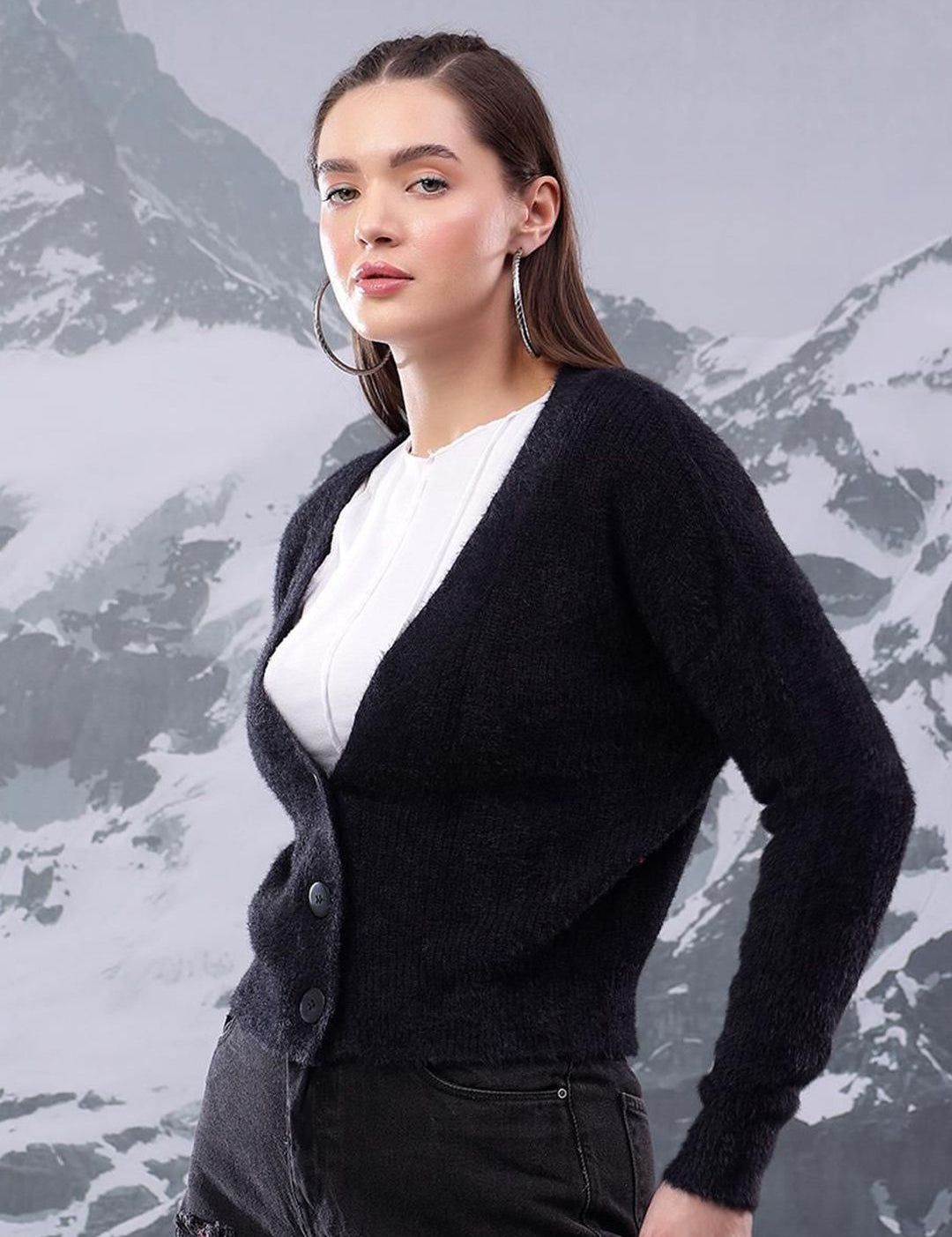 Kotty Women Ribbed V-Neck Sweaters