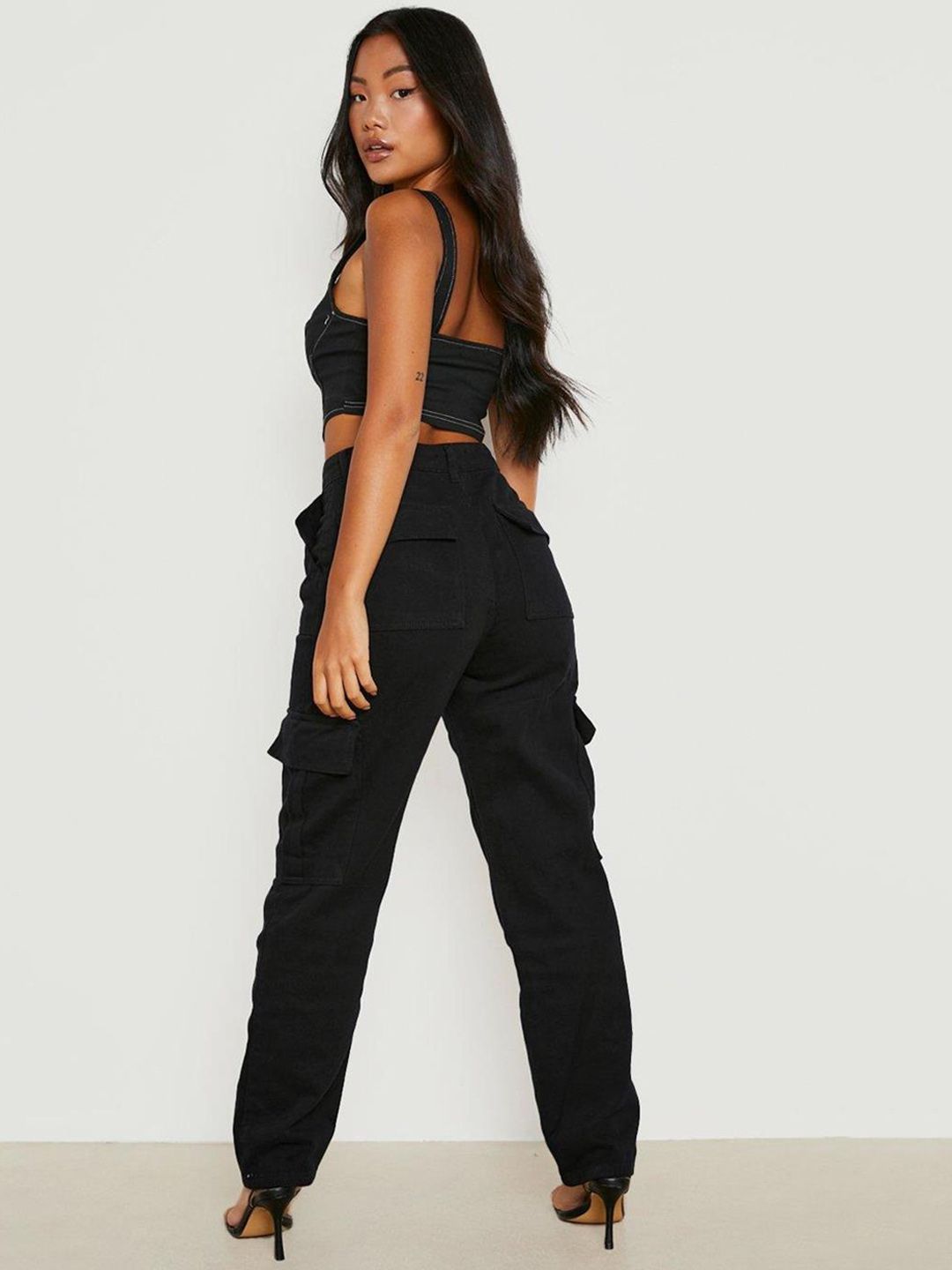 Kotty Women Black Jean Straight Fit High-Rise Stretchable Jeans