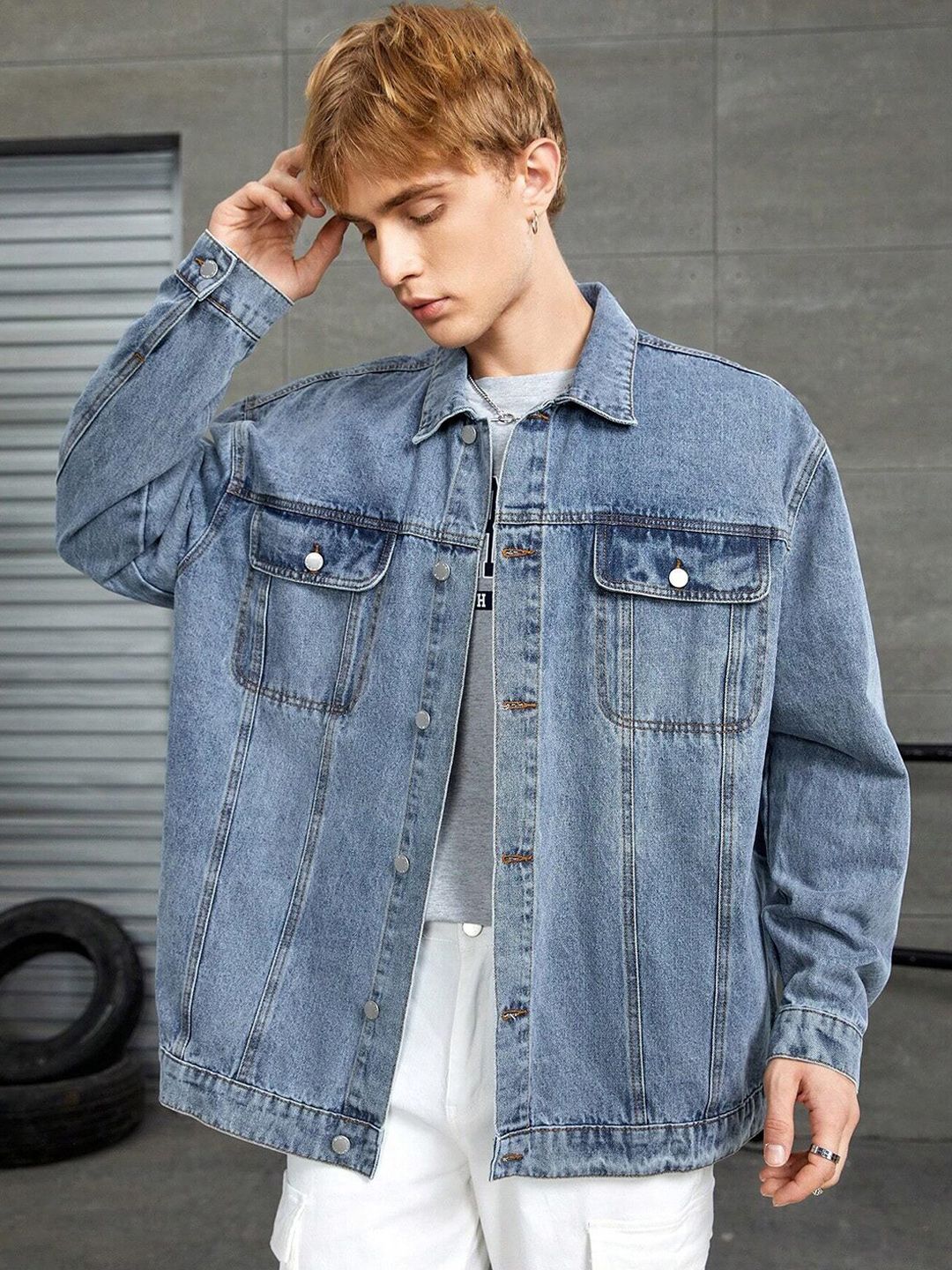 Kotty Spread Collar Washed Denim Jacket