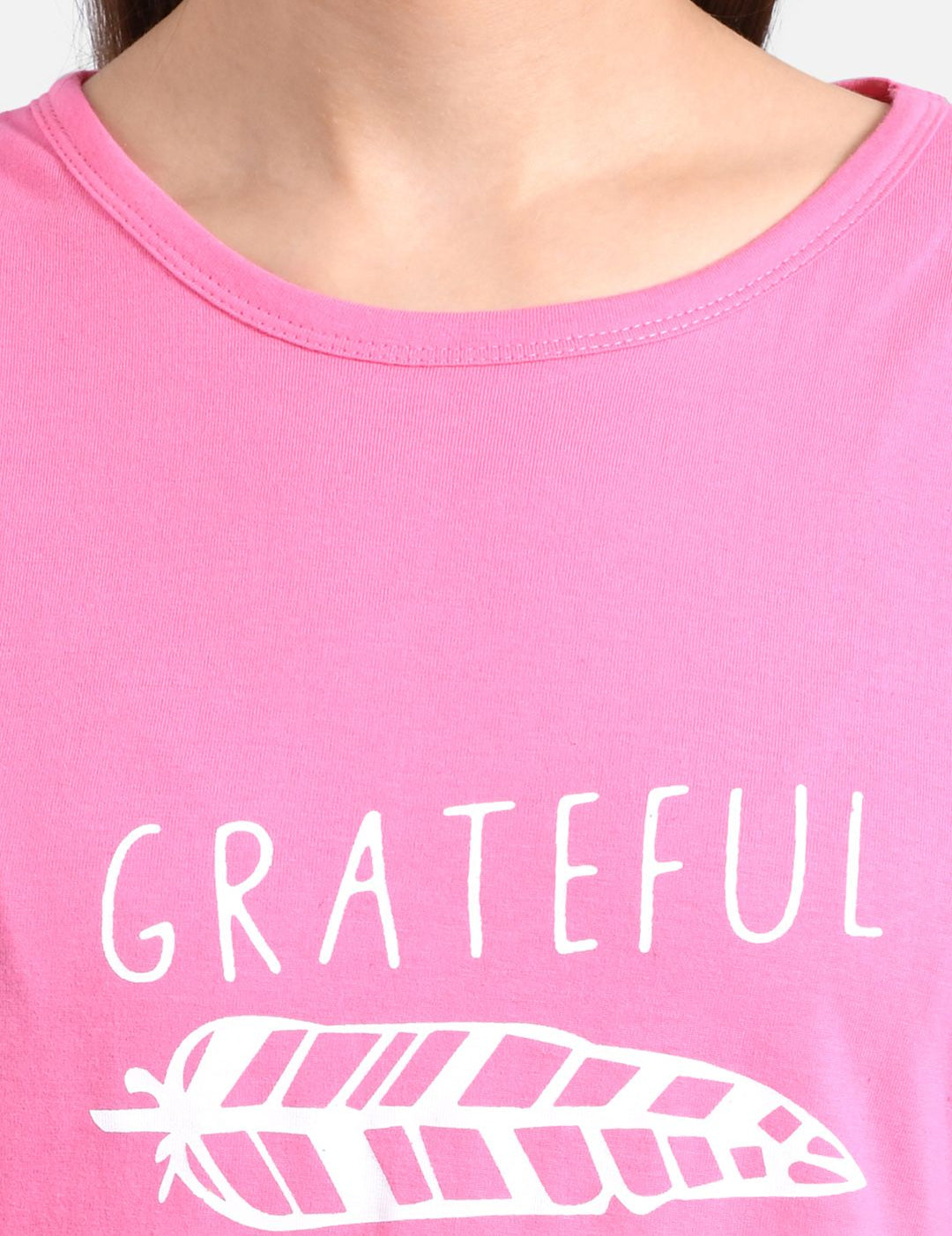 Kotty Women Pink & White Printed Round Neck T-shirt