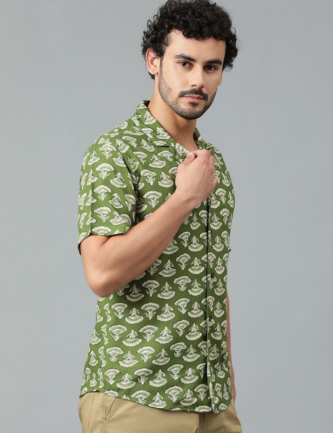 Kotty Men Cuban Collar Conversational Printed Casual Shirt