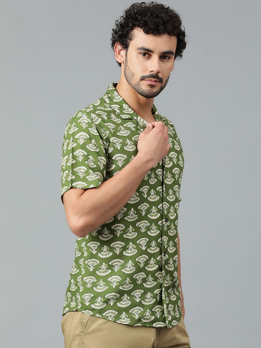 Kotty Men Cuban Collar Conversational Printed Casual Shirt