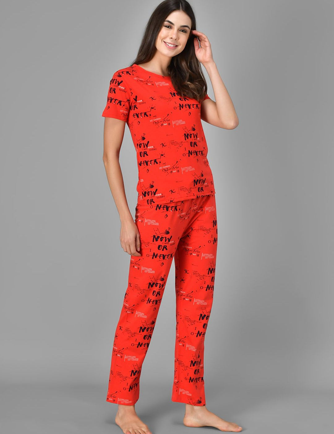 Kotty Women Red & Black Printed Night Suit