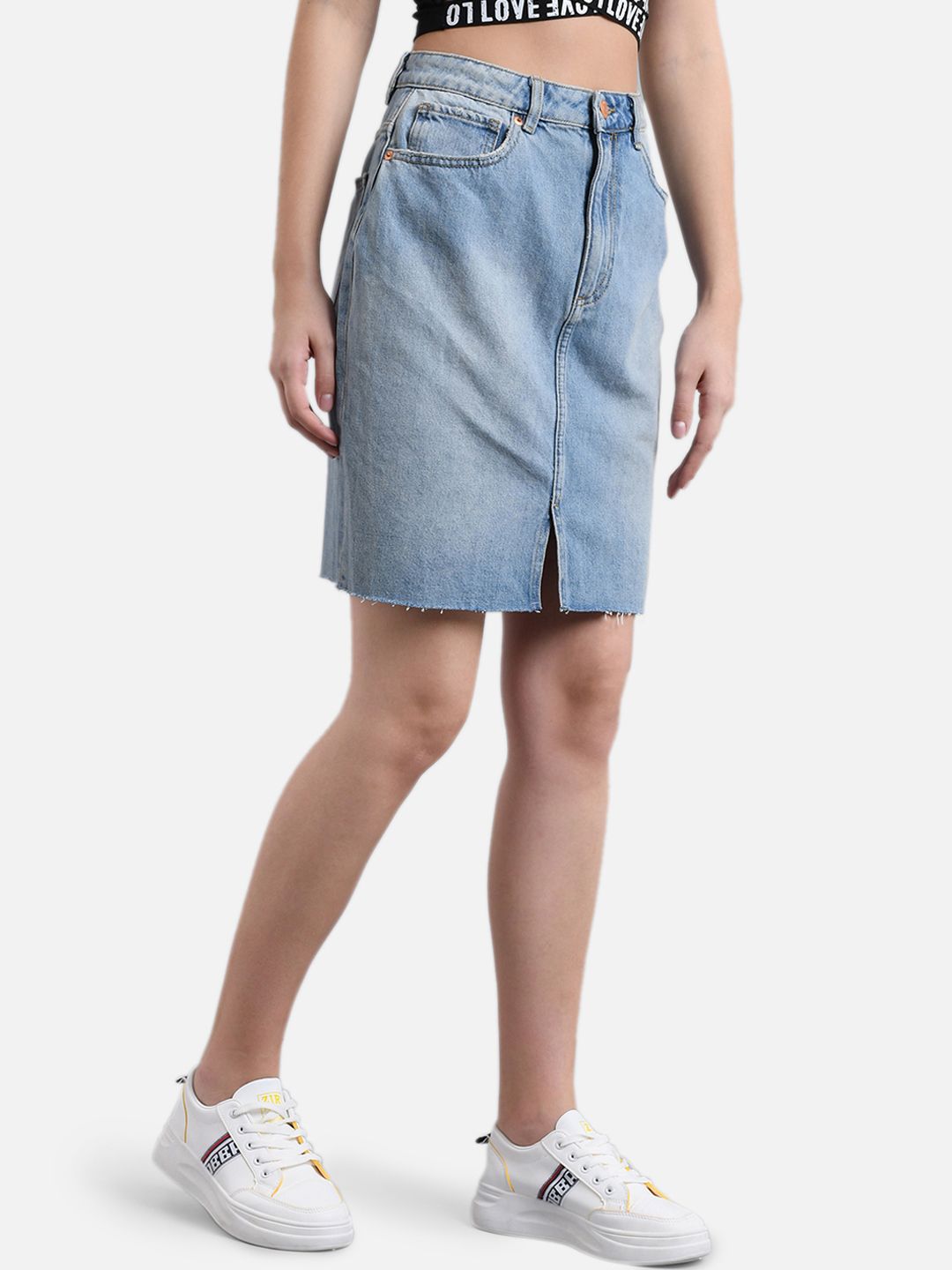 Kotty Women Blue Solid Denim Straight Mini Skirt