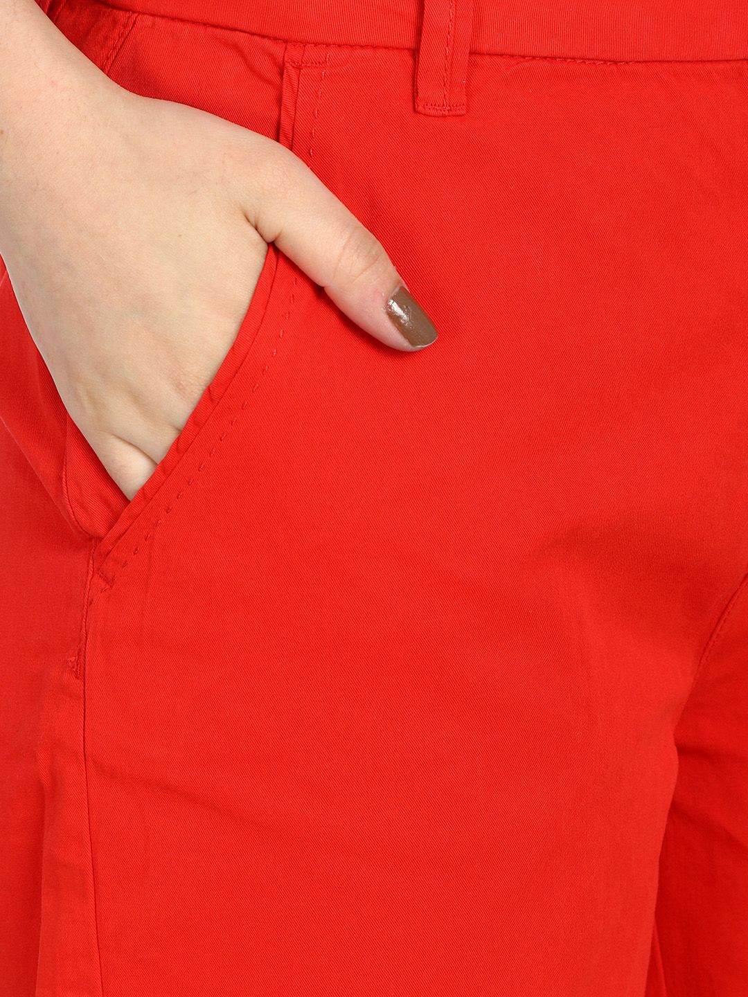 Kotty Women Red Solid Regular Fit Regular Shorts