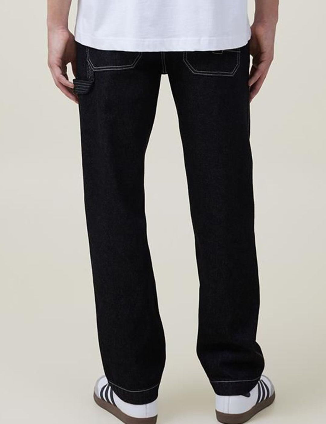 Kotty Men Black Jean Straight Fit Low-Rise Clean Look Stretchable Jeans