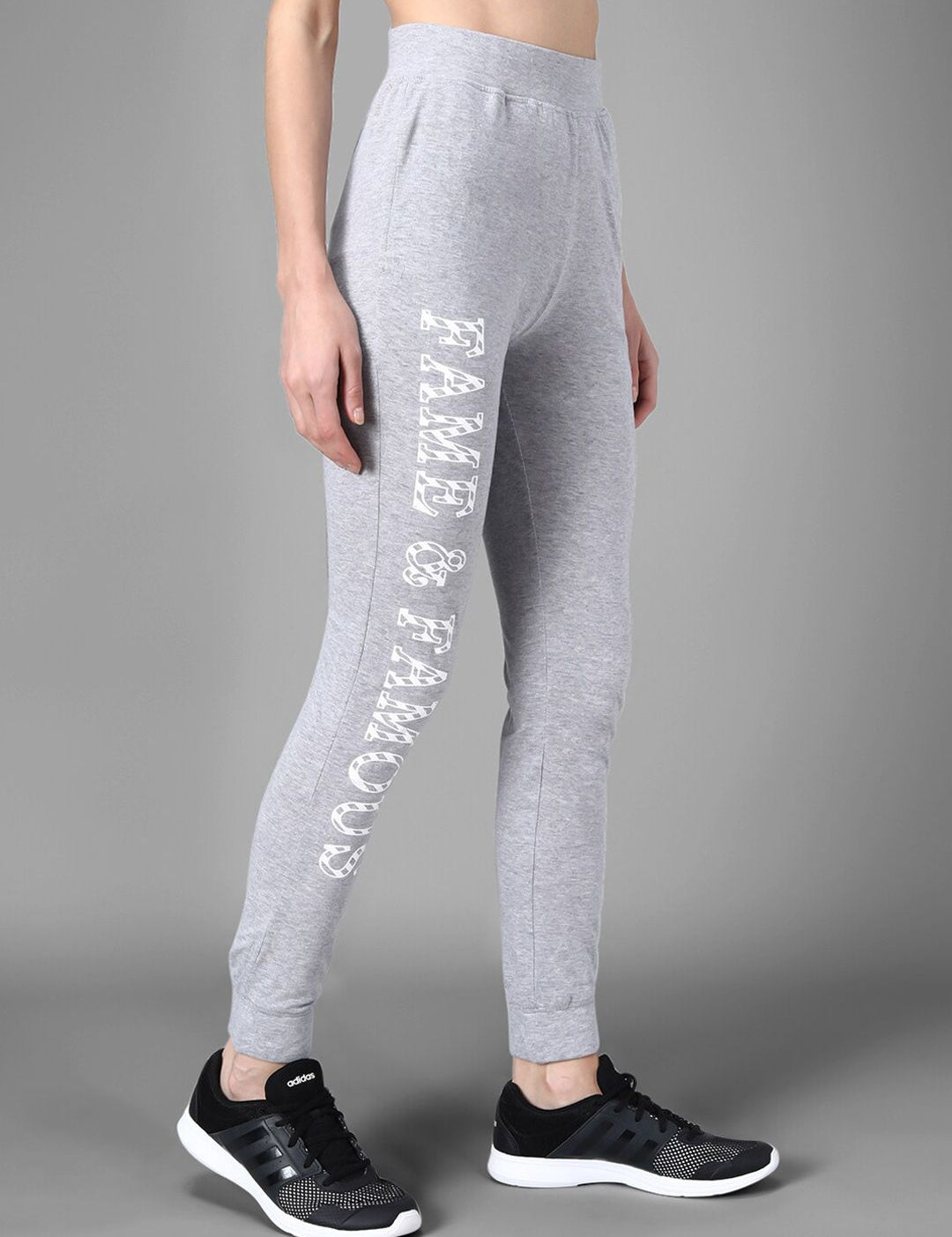 Kotty Women Grey Melange & White Printed Joggers