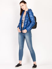 Kotty Women Blue Solid Insulator Hooded Puffer Jacket