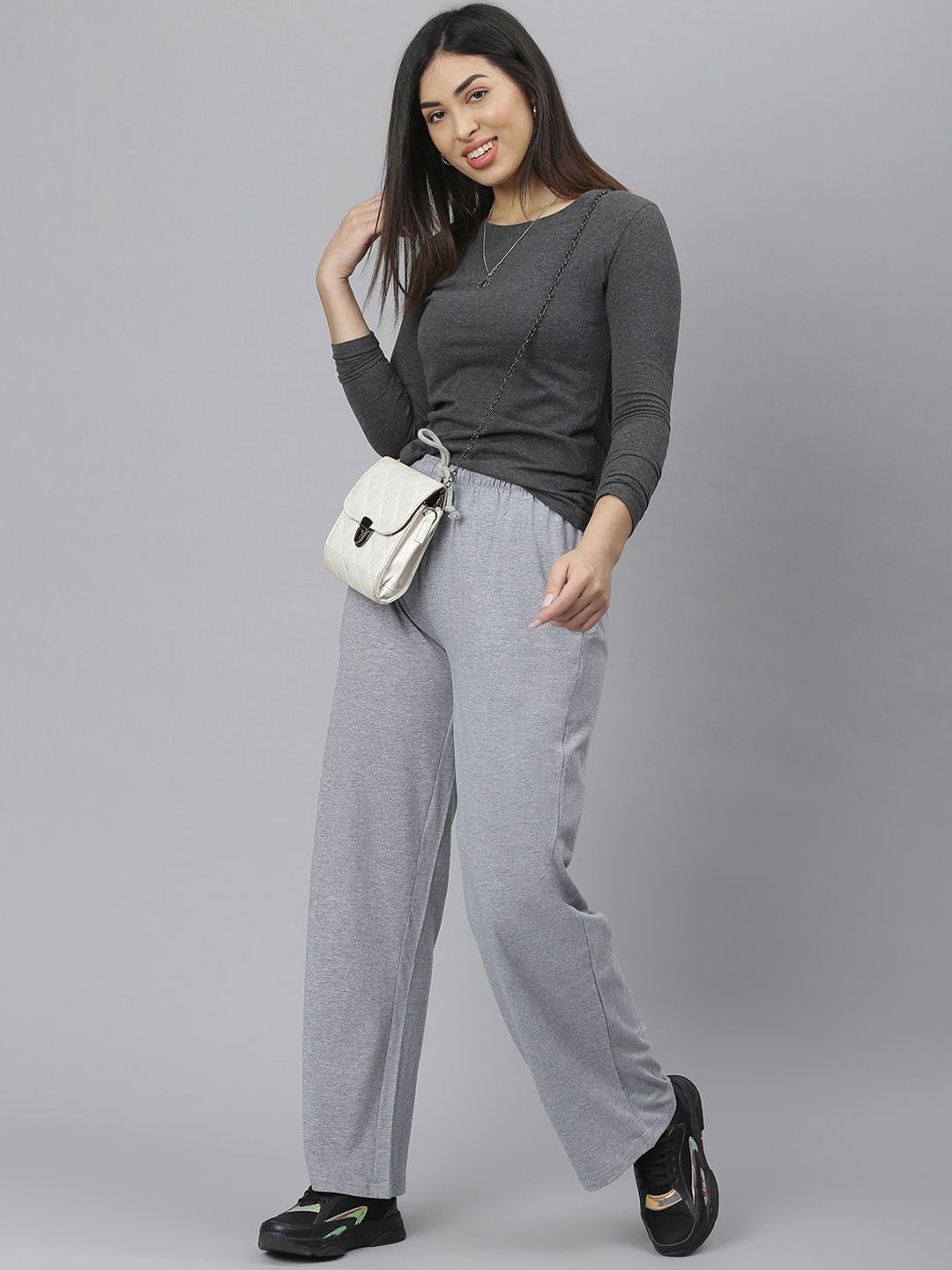 Kotty Women Grey Solid Straight-Fit Track Pants