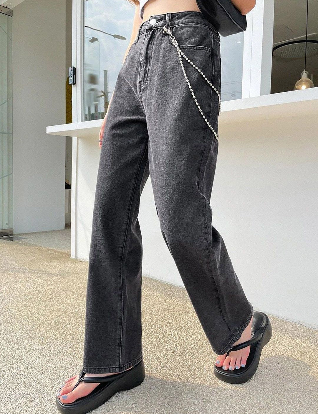 KOTTY Basics Women Straight Fit High-Rise Clean Look Stretchable Jeans