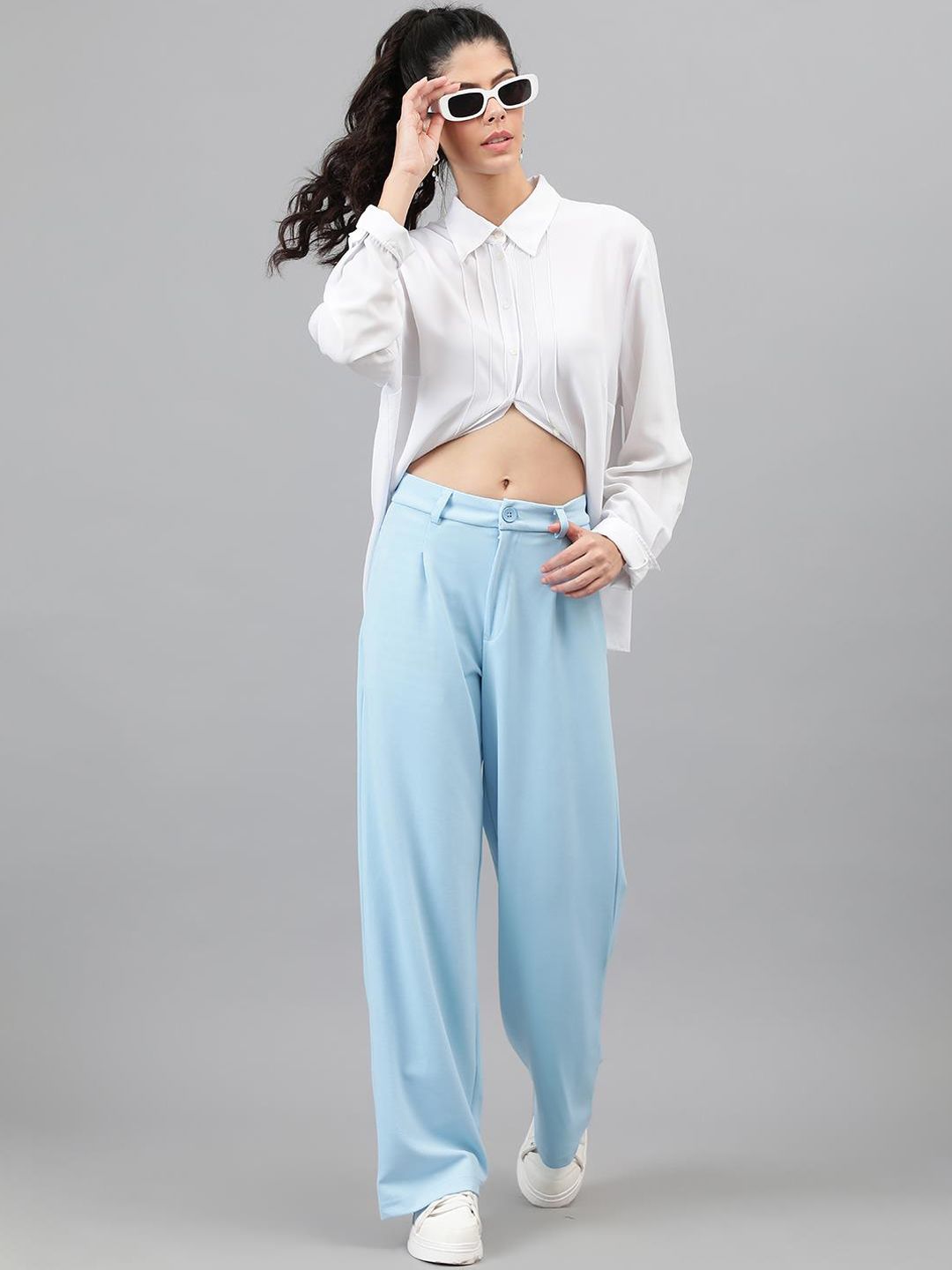 KOTTY BIZwear Women Blue Relaxed Straight Leg High-Rise Easy Wash Pleated Parallel Trousers