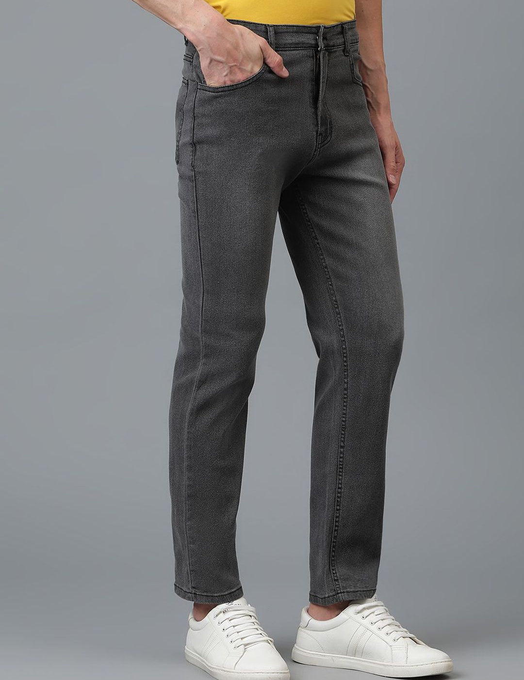 Kotty Men Jean Slim Fit Low-Rise Light Fade Stretchable Jeans