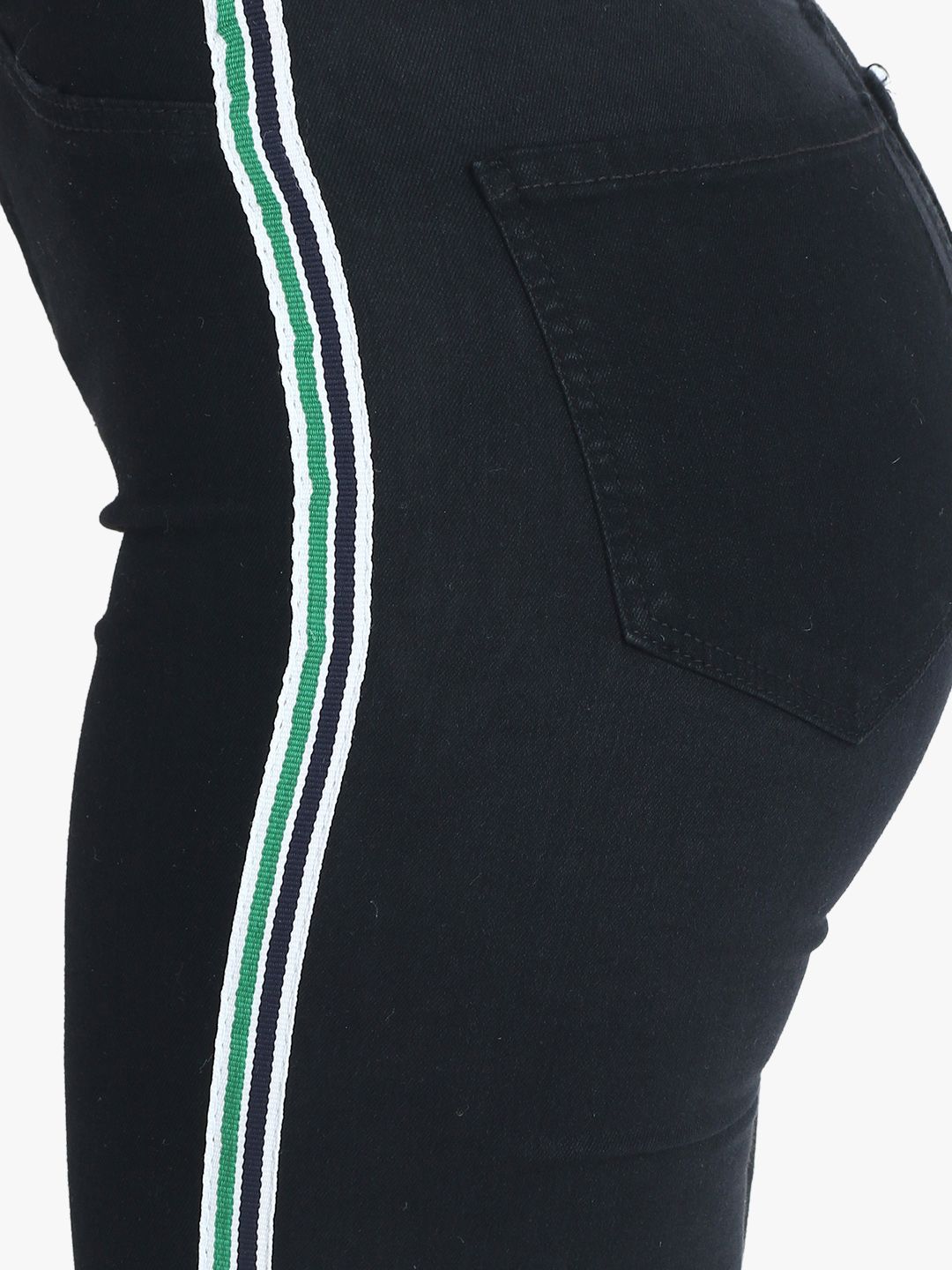 Kotty Women Black Skinny Fit High-Rise Slash Knee Jeans