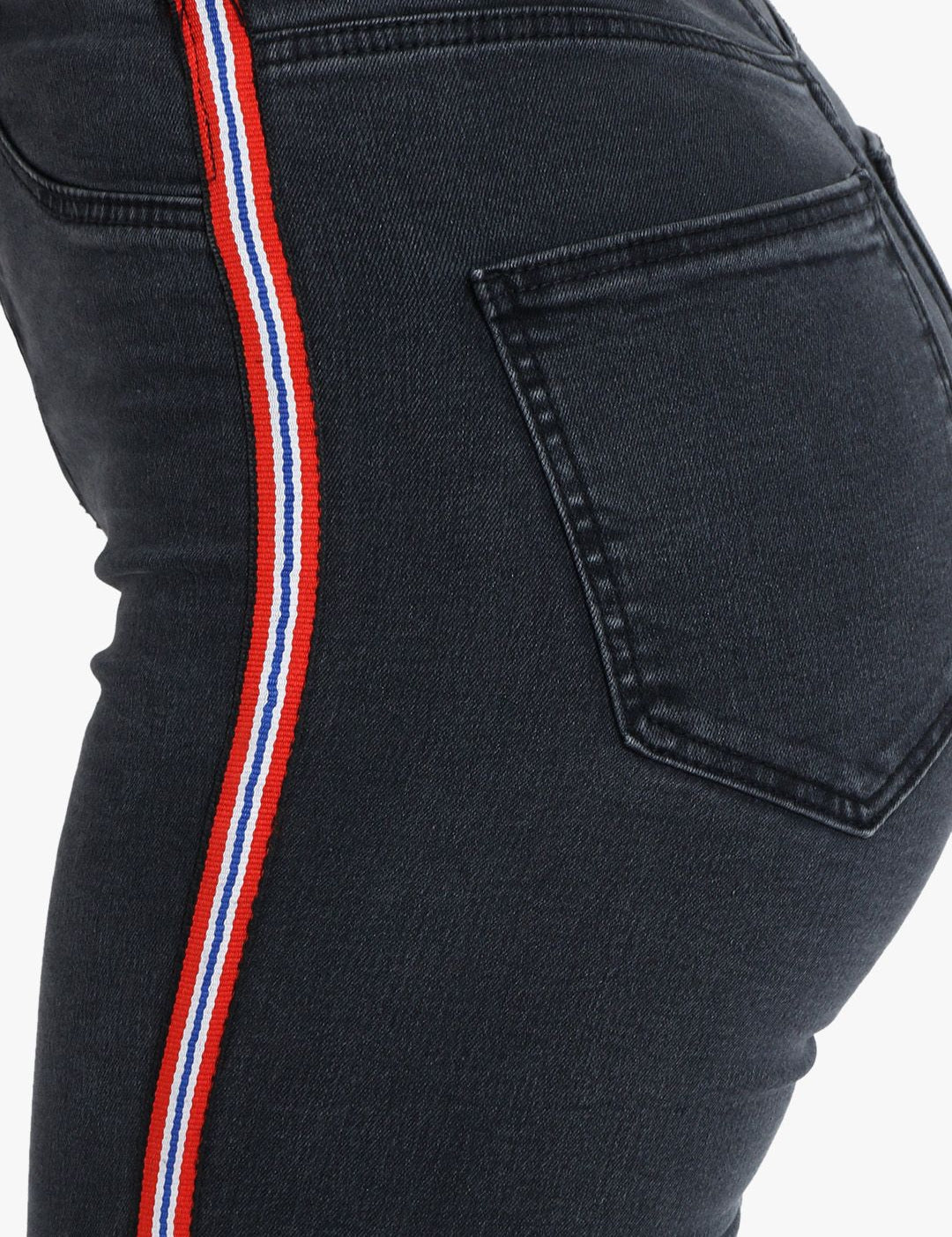 Kotty Women Black Skinny Fit High-Rise Slash Knee Stretchable Jeans