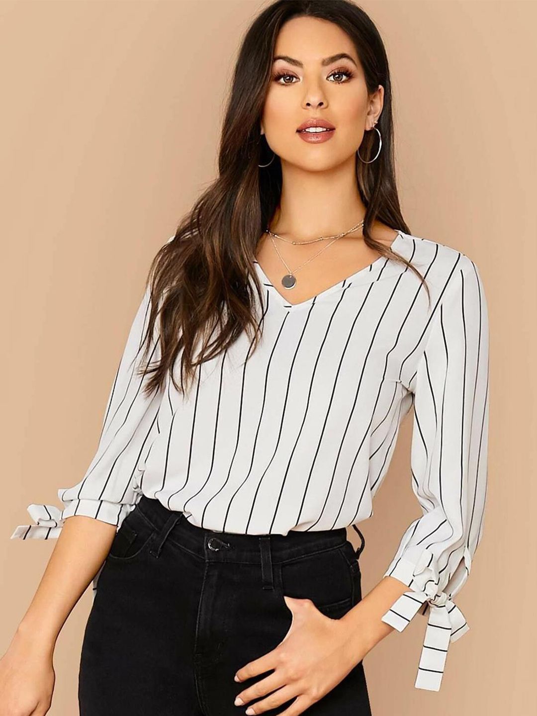 Kotty Striped V-Neck Regular Top