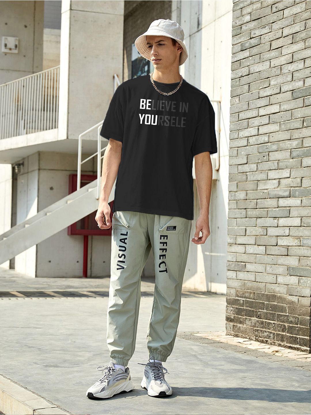 Kotty Black Typography Printed Round Neck Oversized Cotton T-Shirt