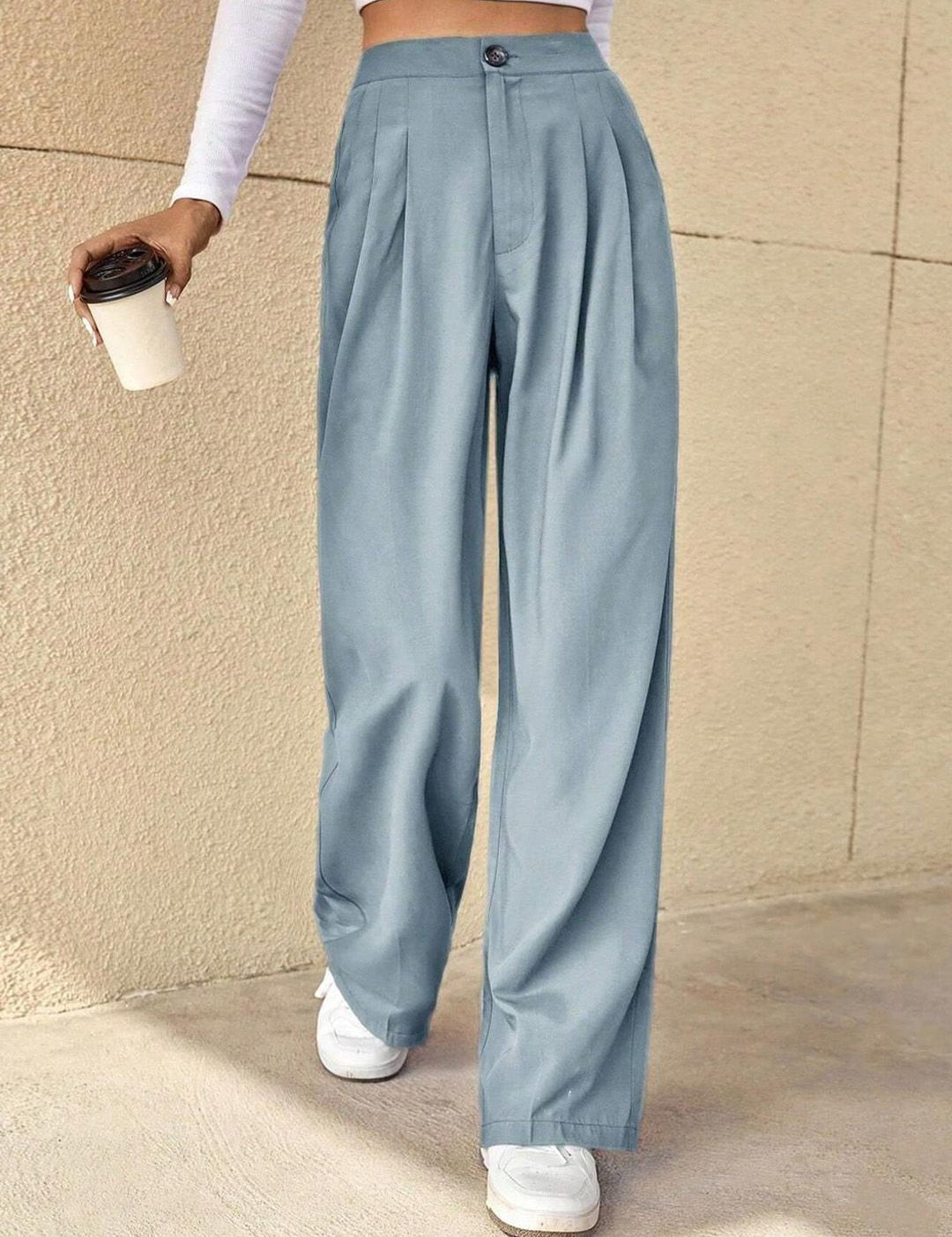 Kotty Women Blue Relaxed Straight Leg Straight Fit High-Rise Easy Wash Pleated Trousers