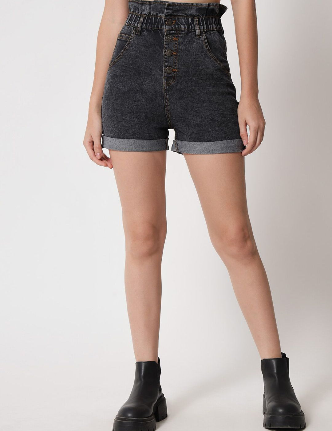 Kotty Women Black Skinny Fit High-Rise Outdoor Denim Shorts