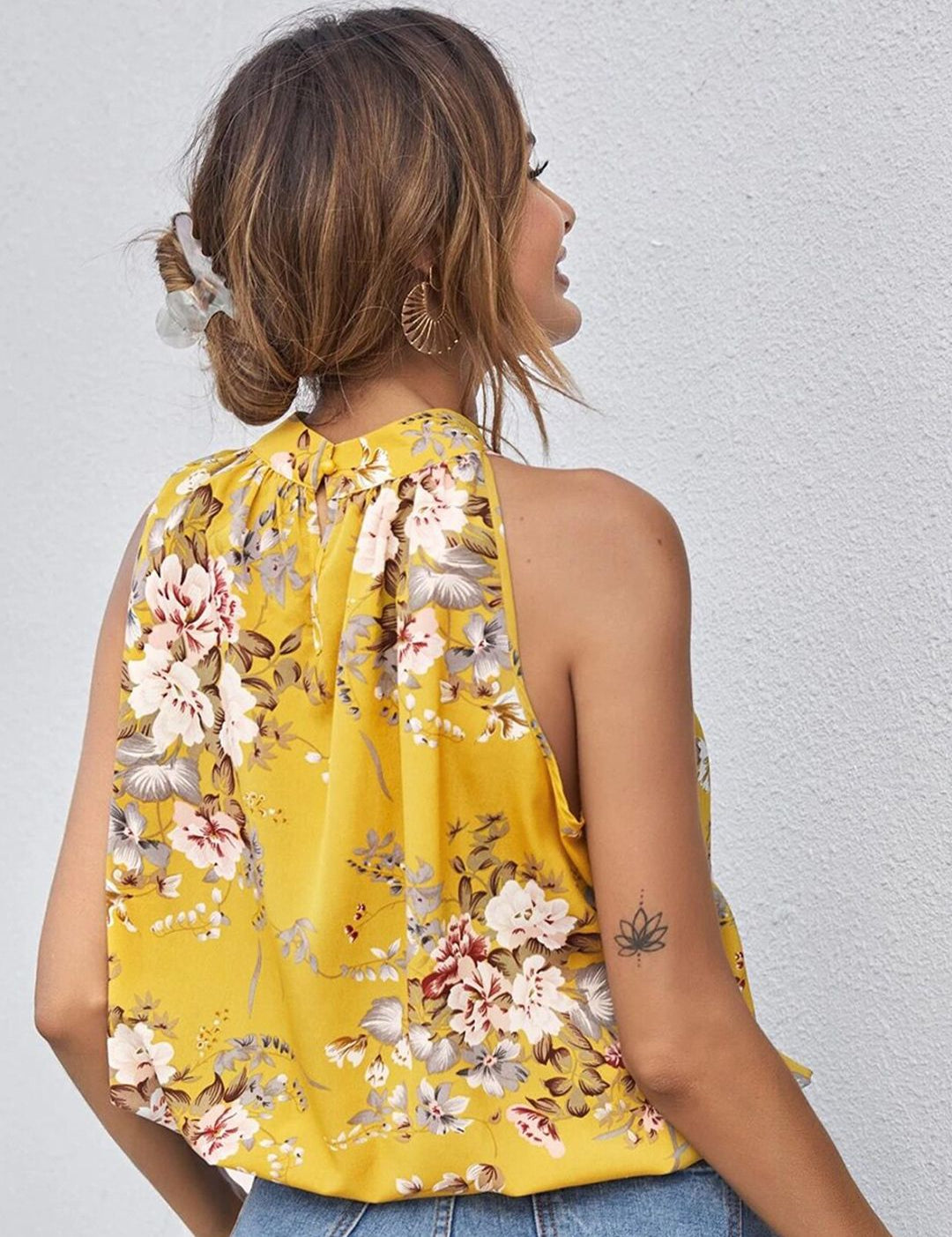 Kotty Women Multicoloured Floral Print Crepe Blouson Top