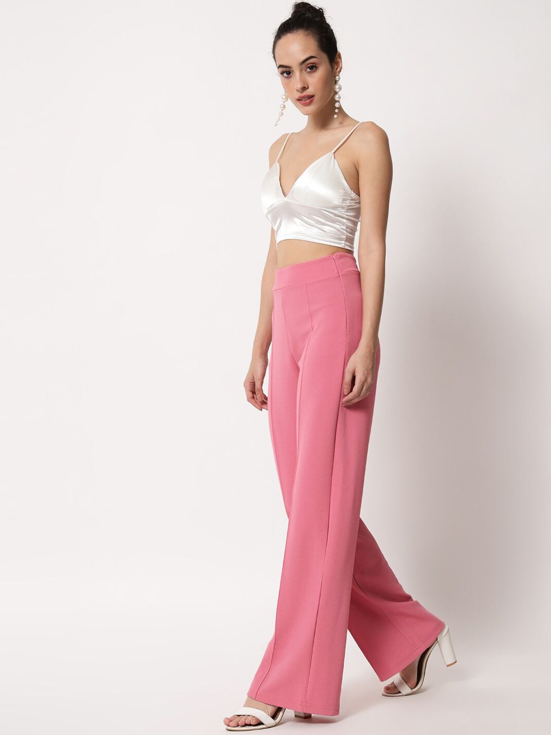 Kotty Women Relaxed Straight Leg Straight Fit High-Rise Easy Wash Parallel Trousers