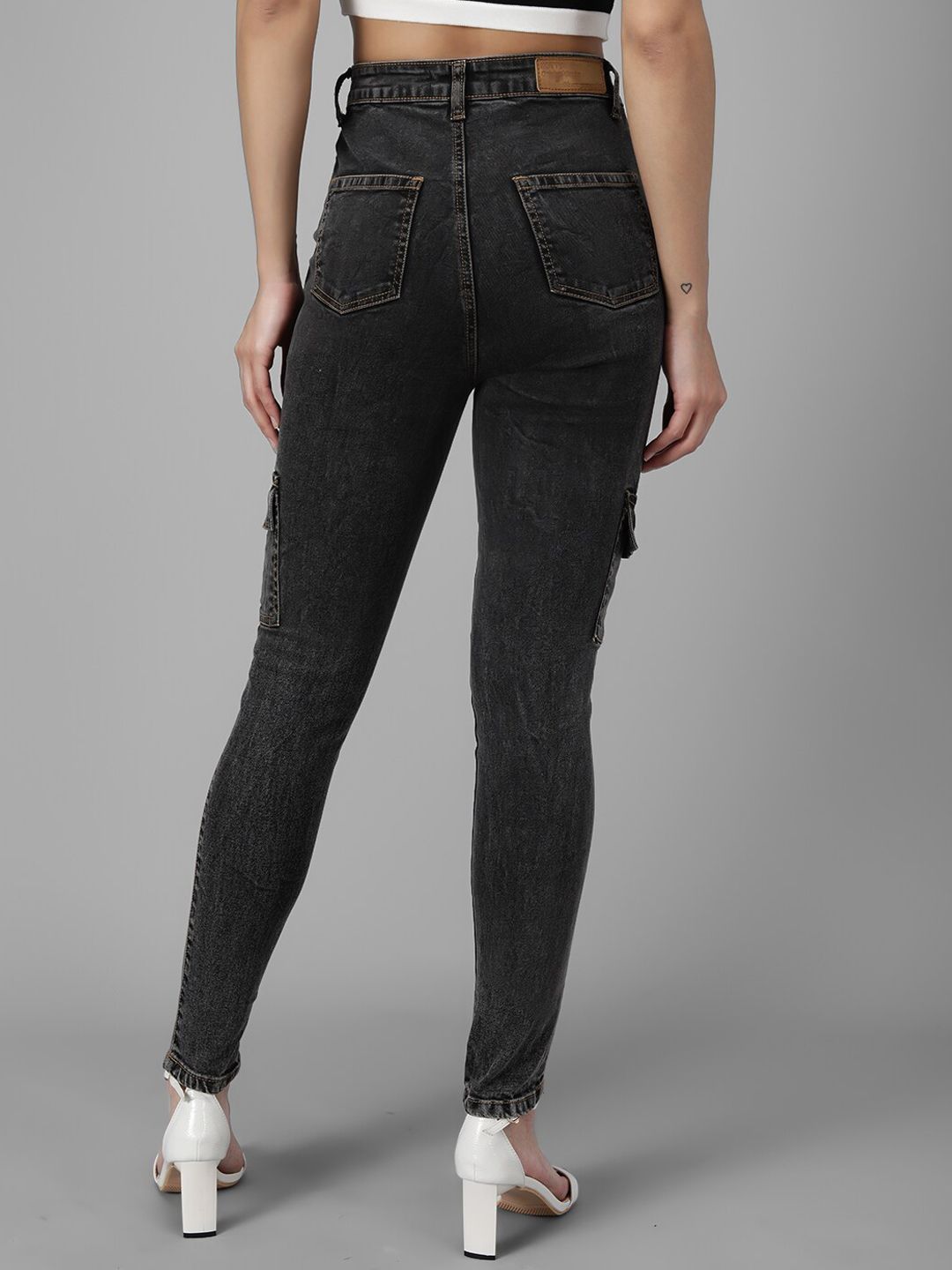 Kotty Women Black Slim Fit High-Rise Low Distress Jeans