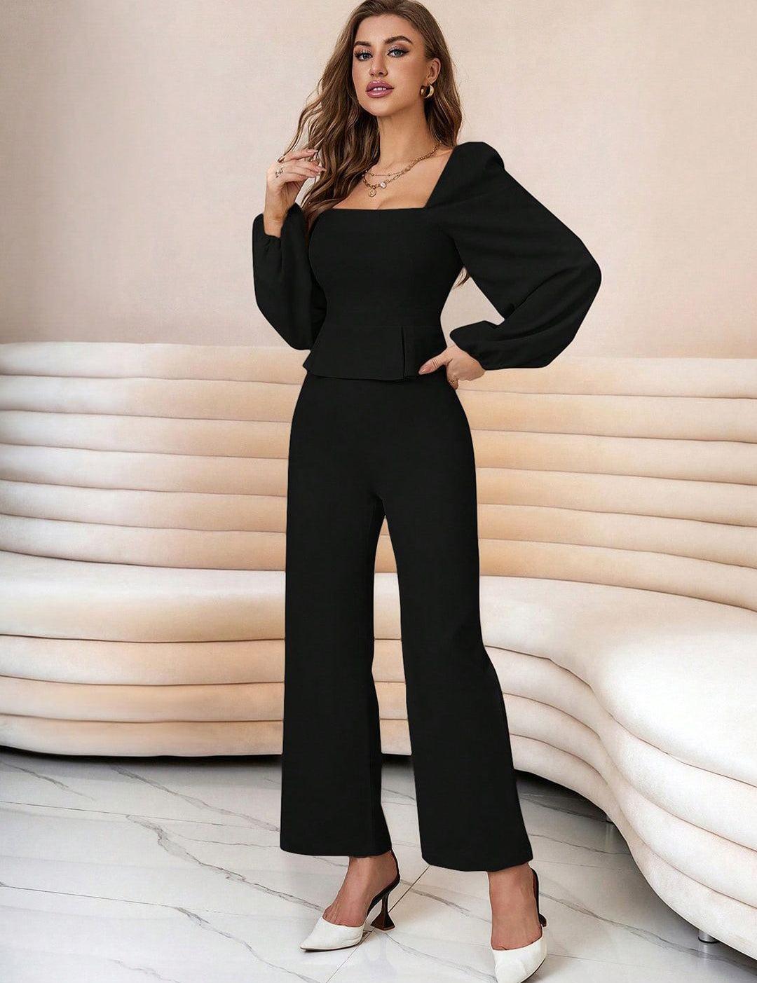 Kotty Square Neck Puff Sleeves Top With Trousers