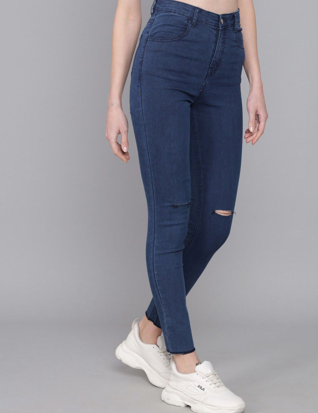 Kotty Women Blue Jean Skinny Fit High-Rise Low Distress Stretchable Jeans