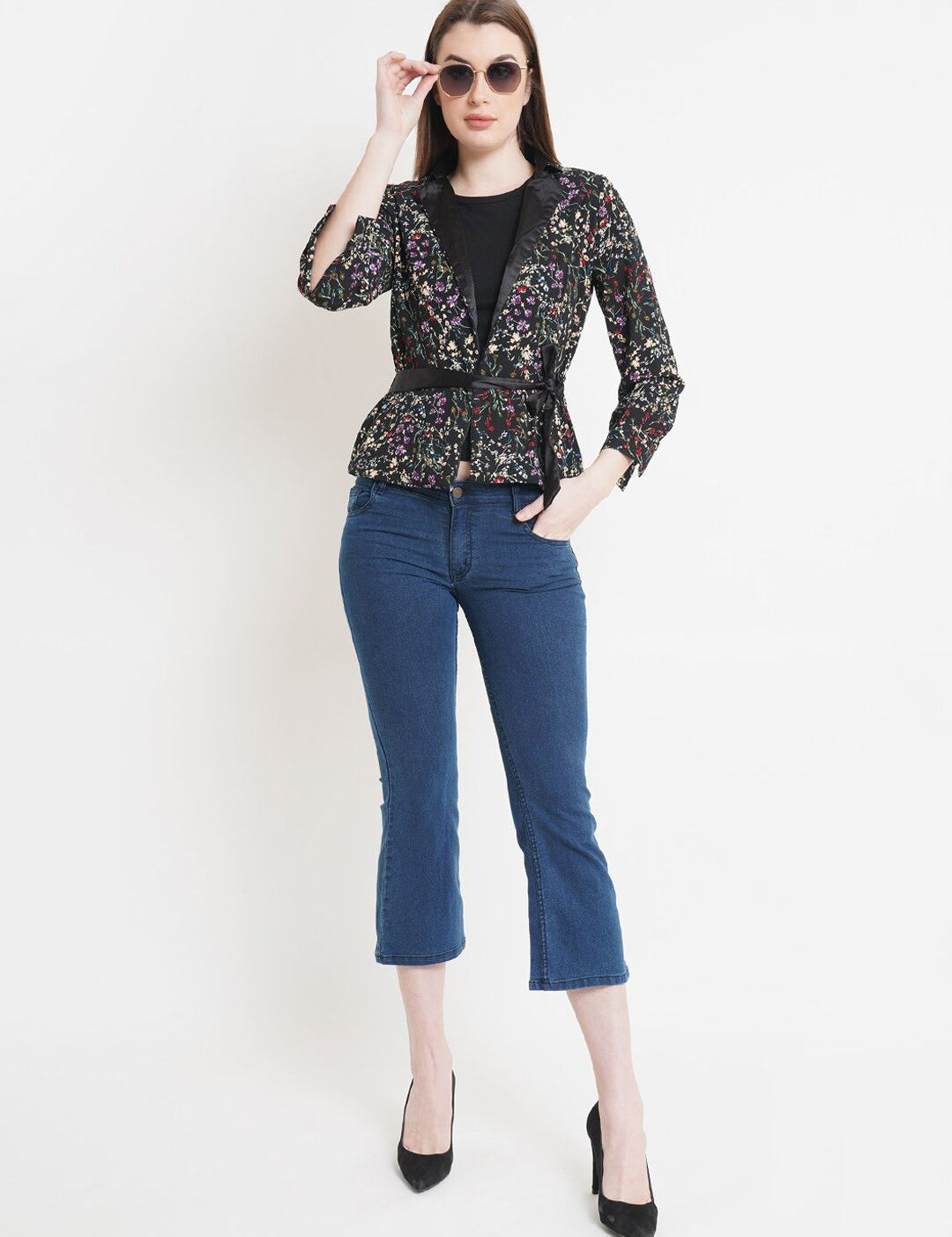 Kotty Women Blue Cropped Flared Low-Rise Stretchable Jeans